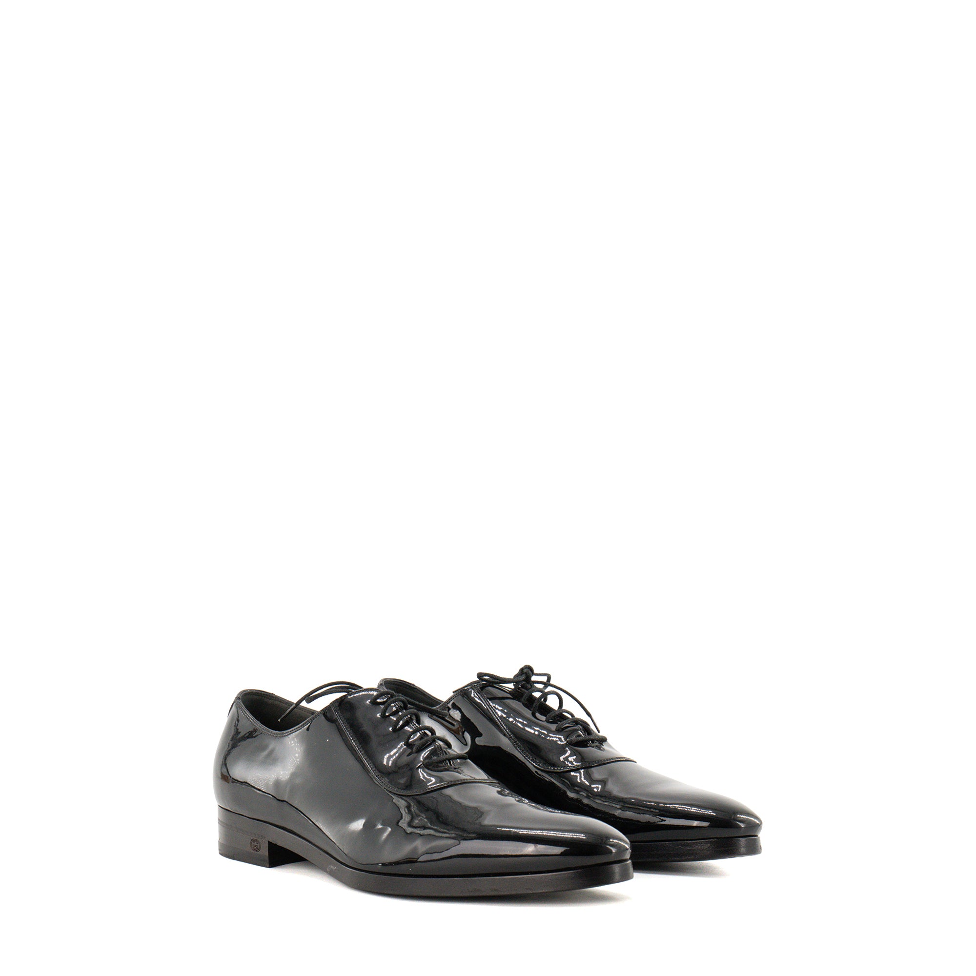 GUCCI - Derbies Gucci en cuir verni noir (T42)