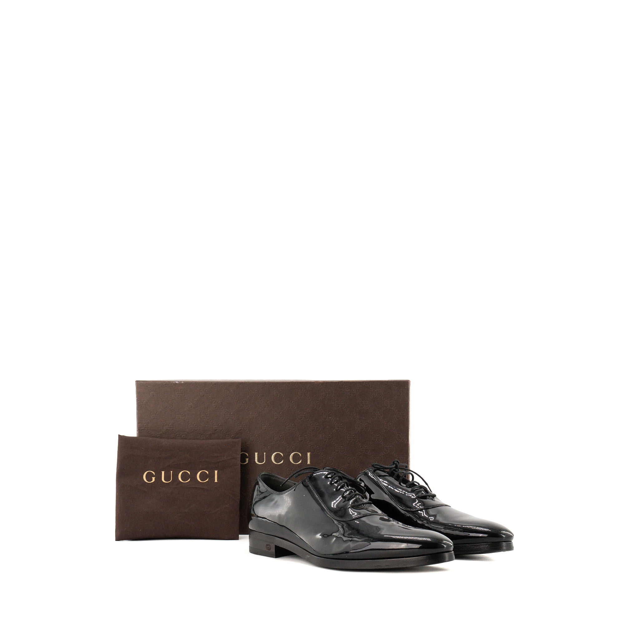 GUCCI - Derbies Gucci en cuir verni noir (T42)