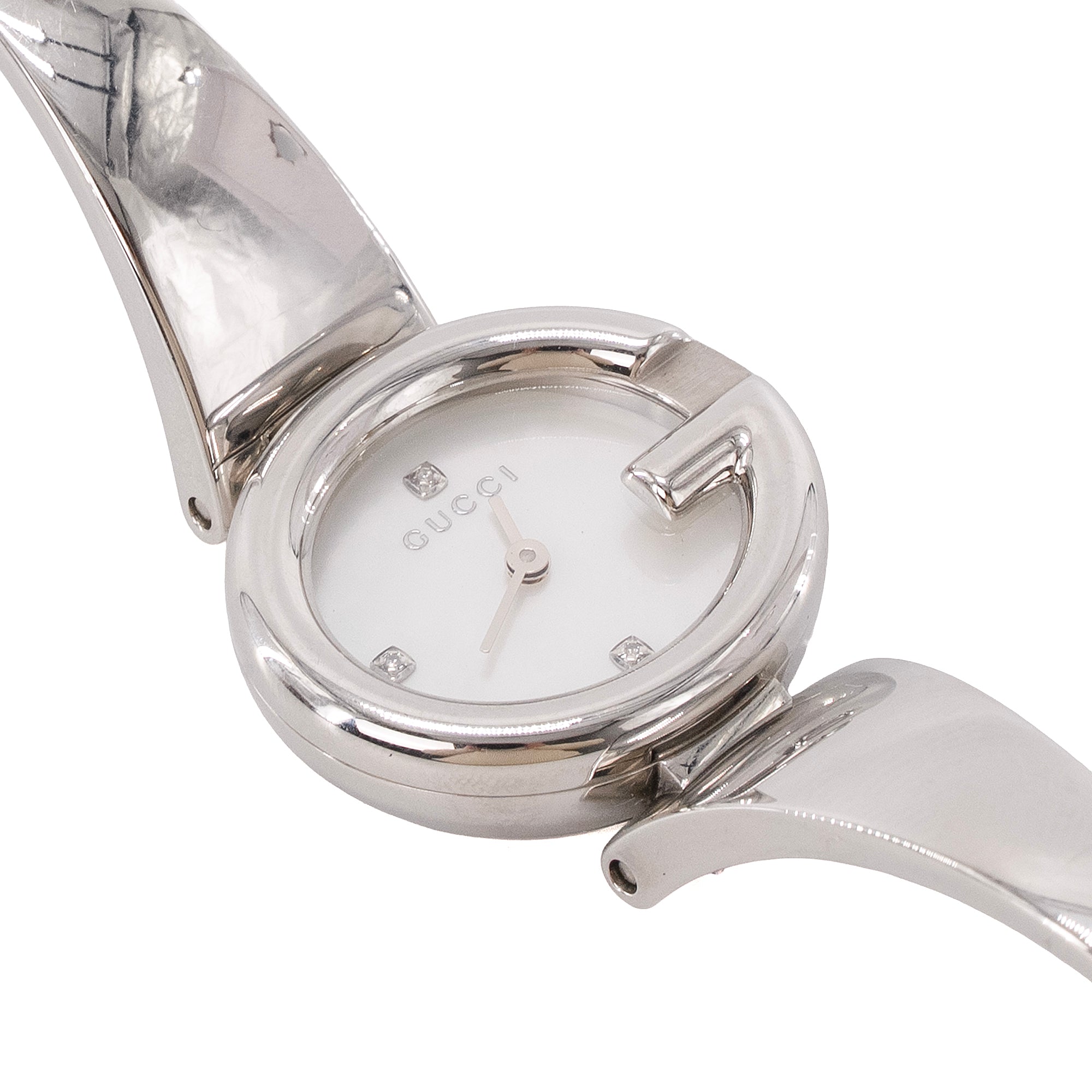 GUCCI - Montre Guccissima Gucci en métal argenté