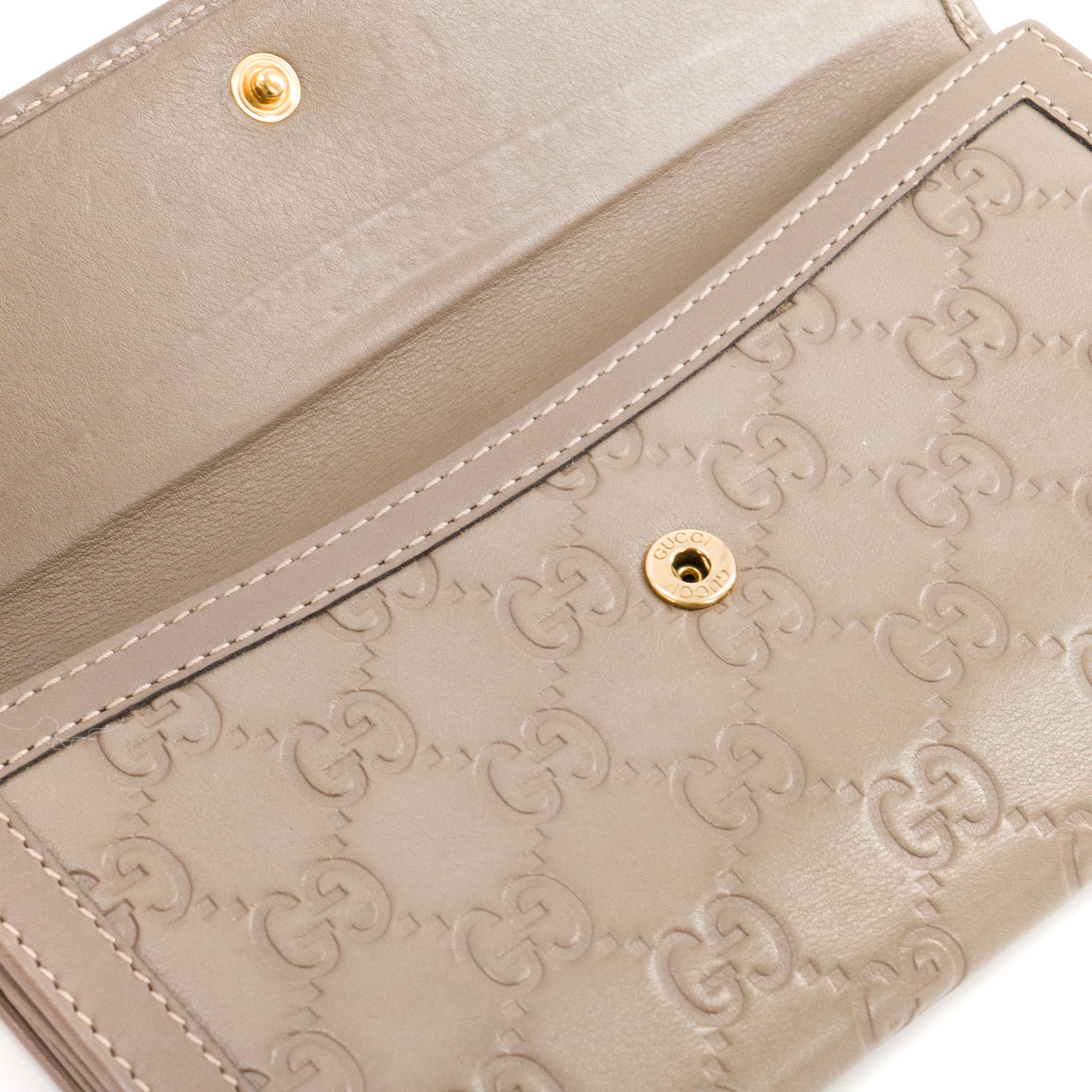 GUCCI - Portefeuille GG Gucci en cuir monogrammé gris