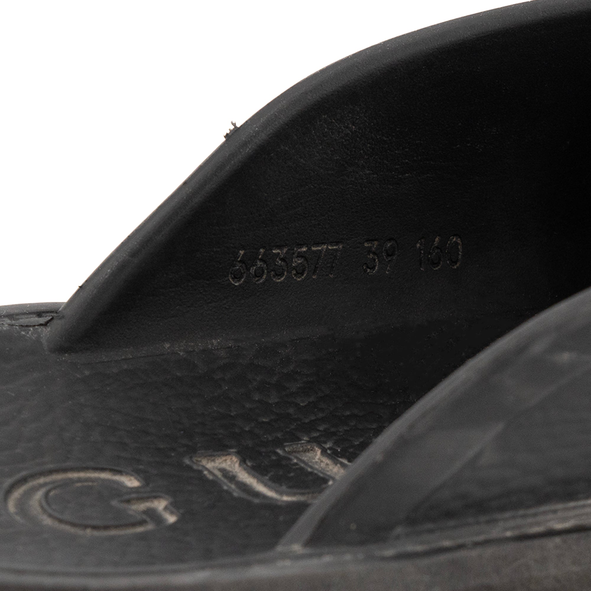 GUCCI - Sabots Rubber GG Gucci en caoutchouc noir (T39)