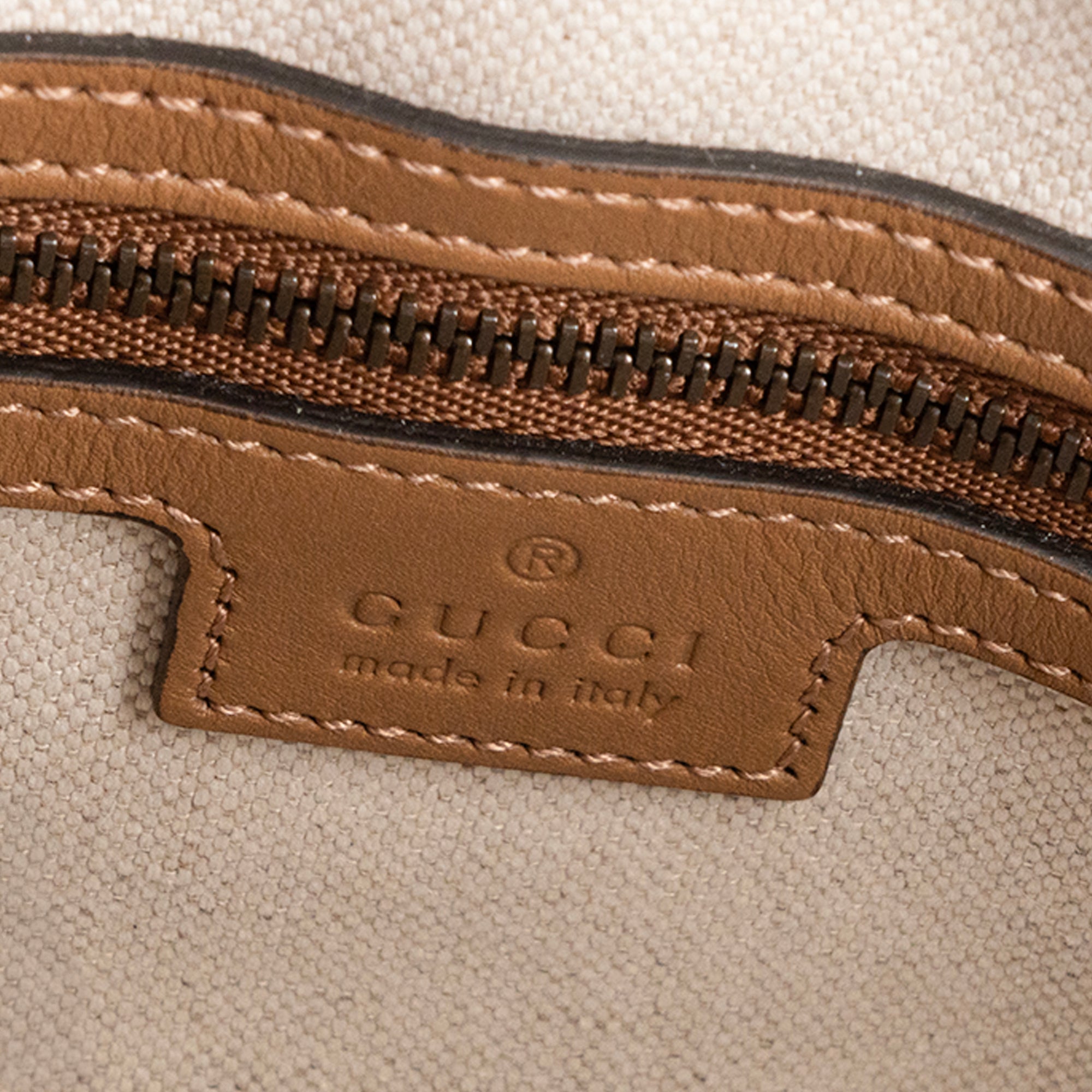 GUCCI - Sac à bandoulière Bauletto Gucci en cuir lisse marron