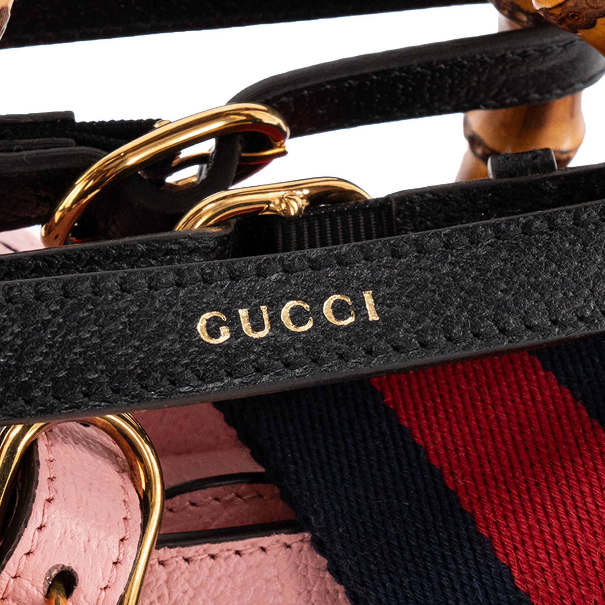 GUCCI - Sac à bandoulière Diana mini Gucci en cuir grainé rose