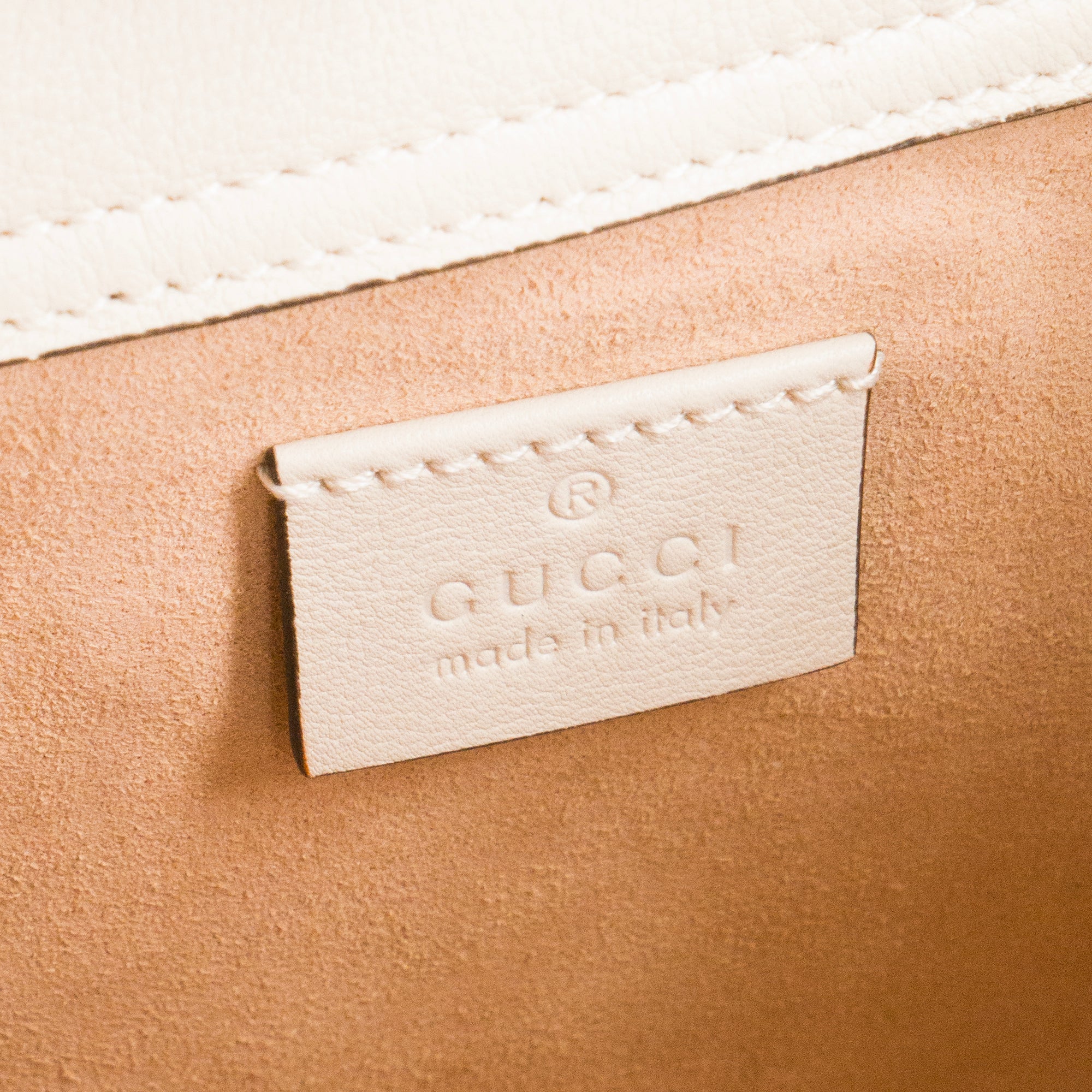 GUCCI - Sac à bandoulière Diana small Gucci en cuir lisse gris