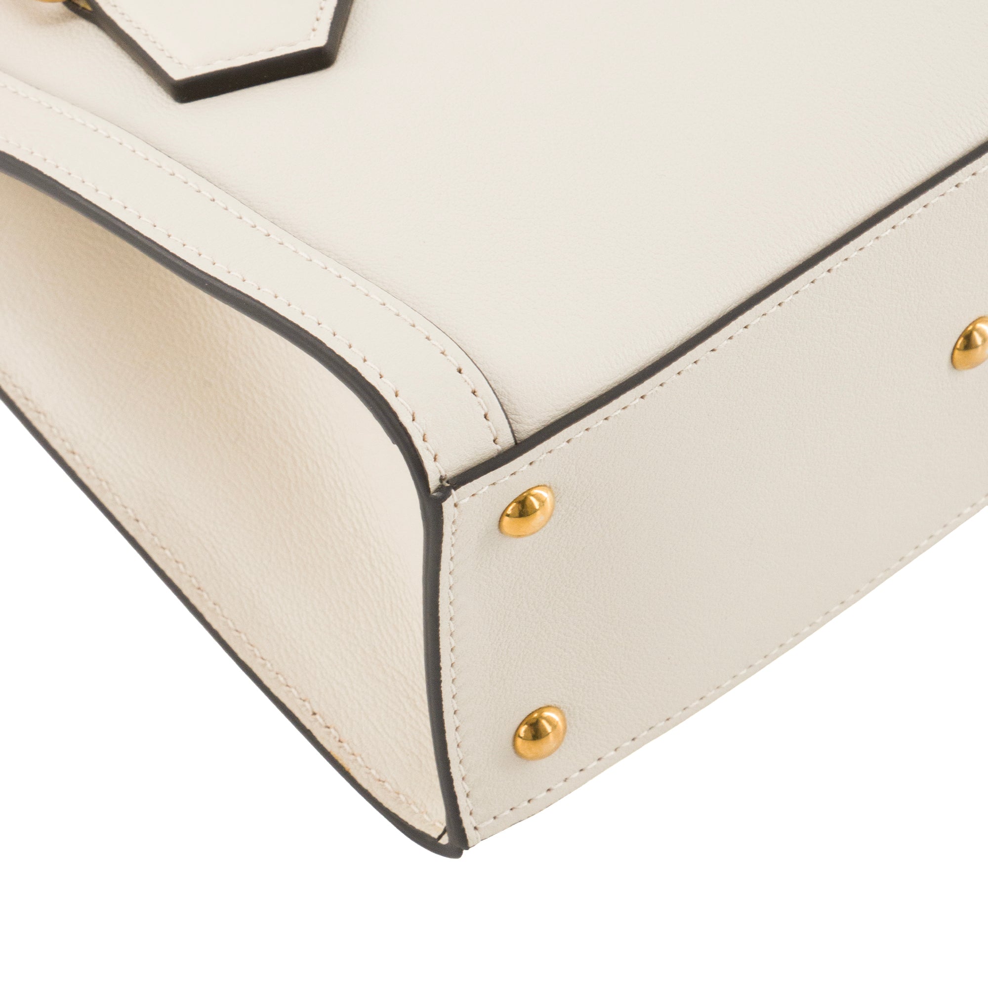 GUCCI - Sac à bandoulière Diana small Gucci en cuir lisse gris