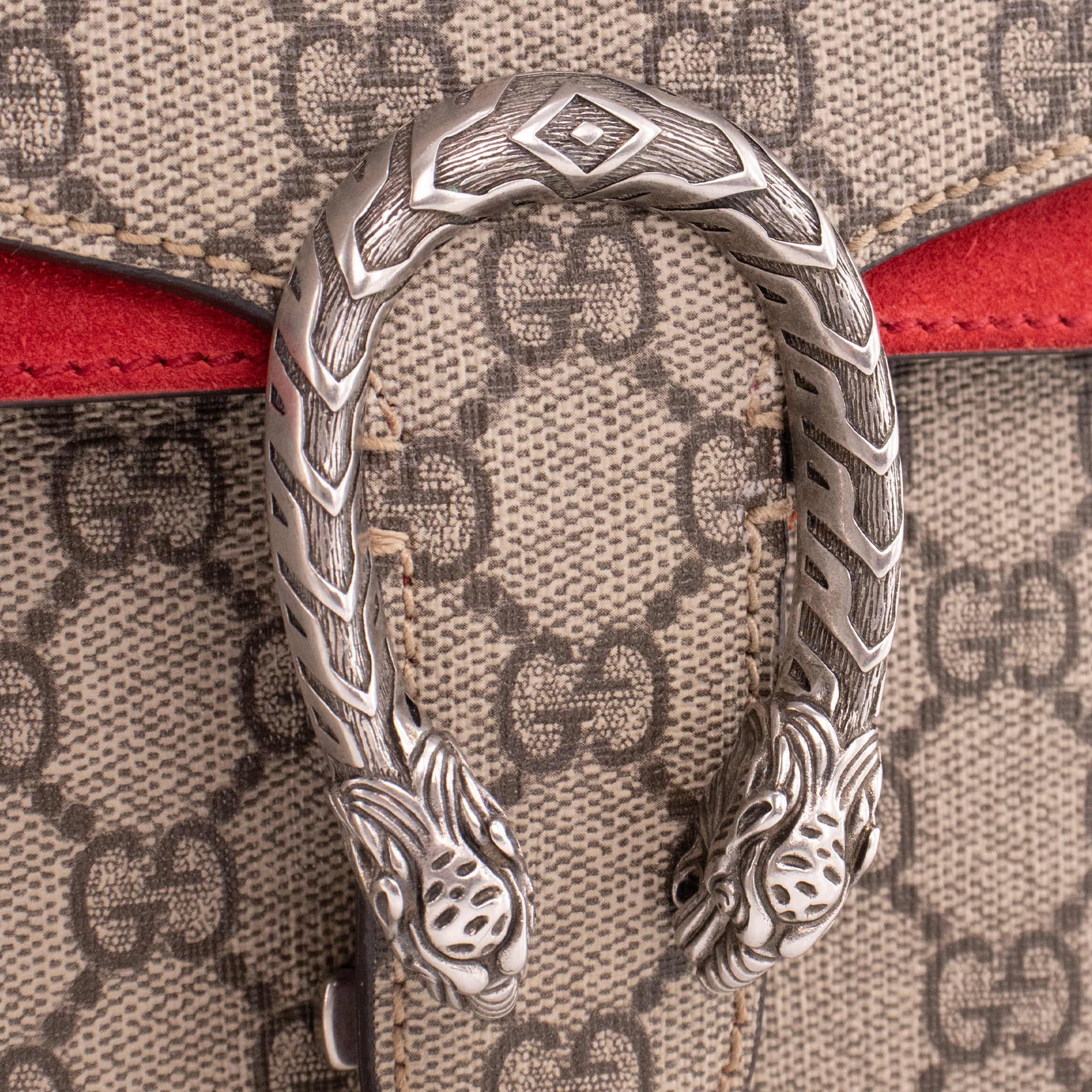 GUCCI - Sac à bandoulière Dionysus Gucci en toile enduite et daim rouge