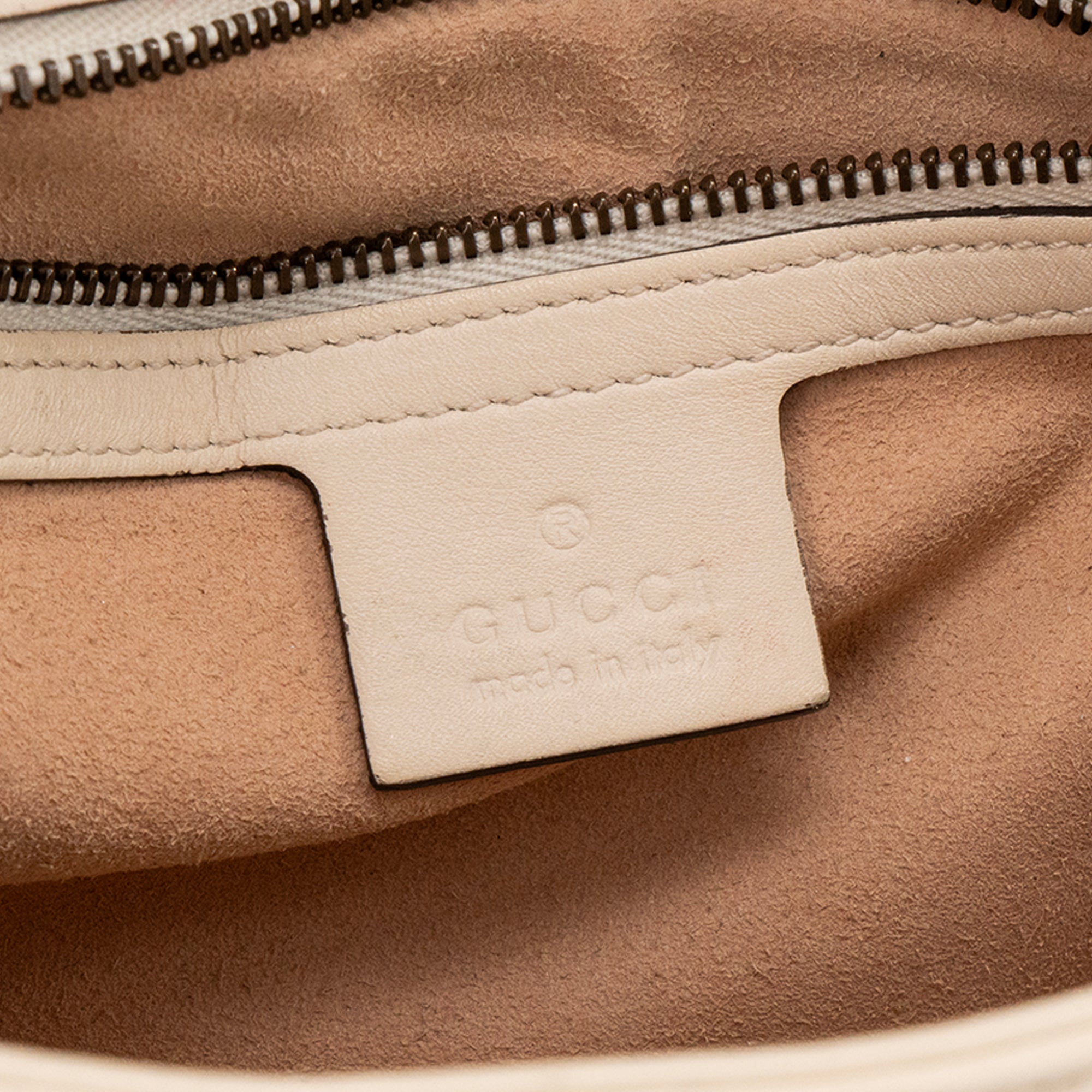 GUCCI - Sac à bandoulière GG Marmont MM Gucci en cuir lisse beige