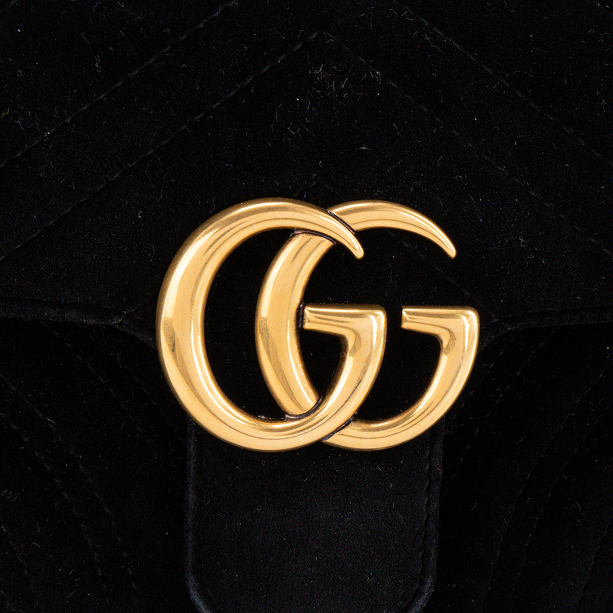 GUCCI - Sac à bandoulière GG Marmont Small Gucci en velours noir