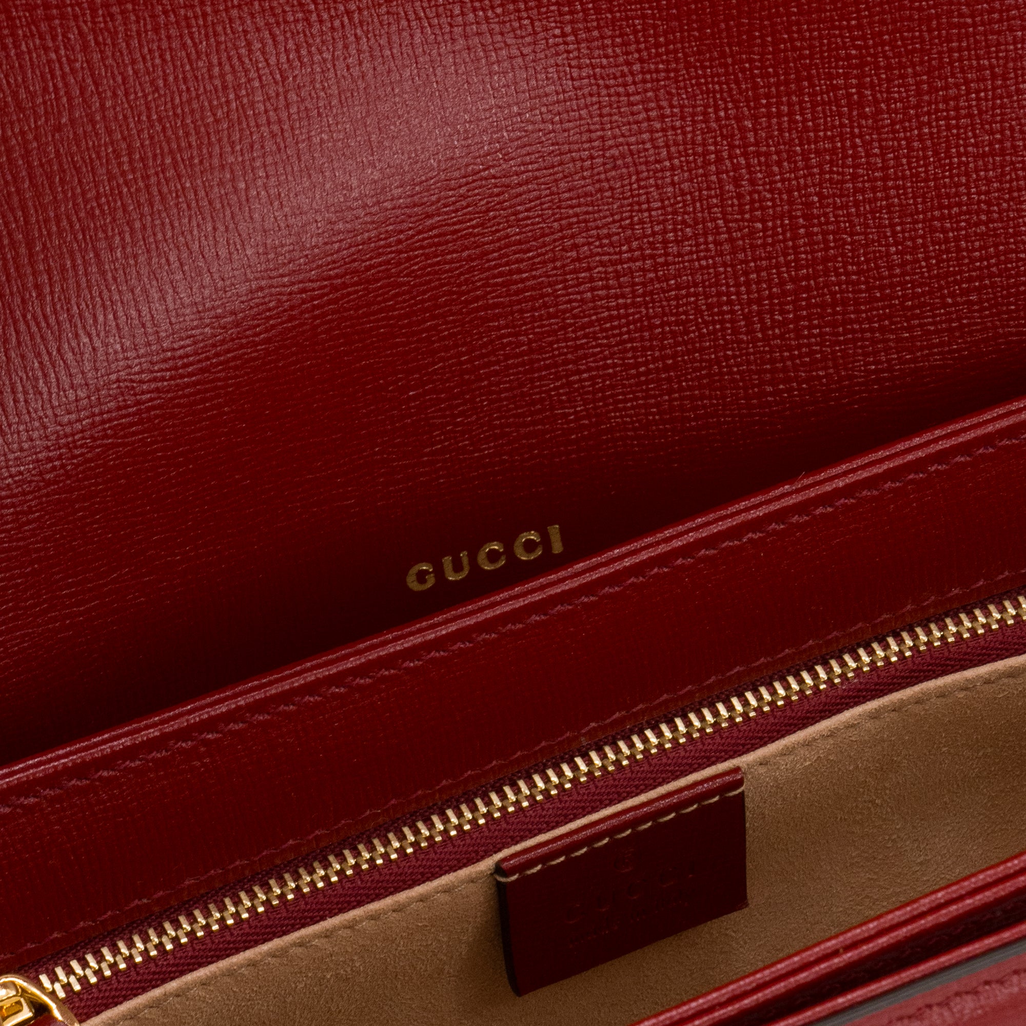 GUCCI - Sac à bandoulière Horsebit 1955 Gucci en toile enduite monogrammée et cuir rouge