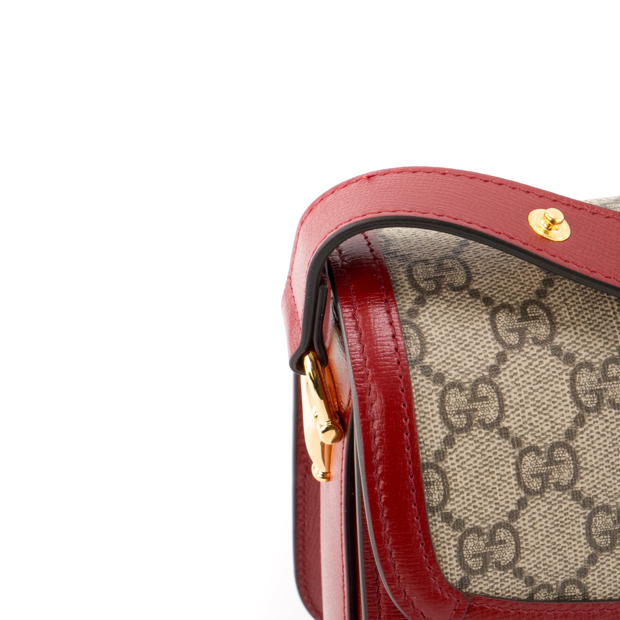 GUCCI - Sac à bandoulière Horsebit 1955 Gucci en toile enduite monogrammée et cuir rouge