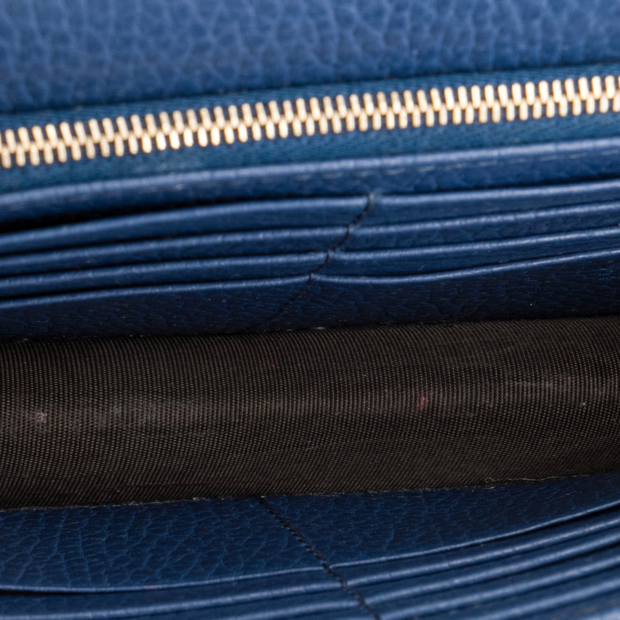 GUCCI - Sac à bandoulière Interlocking Gucci en cuir grainé bleu