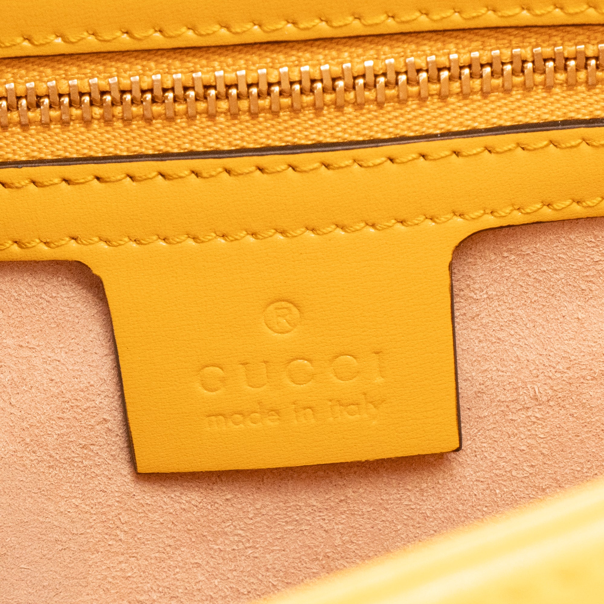 GUCCI - Sac à bandoulière Jackie 1961 Gucci en cuir jaune