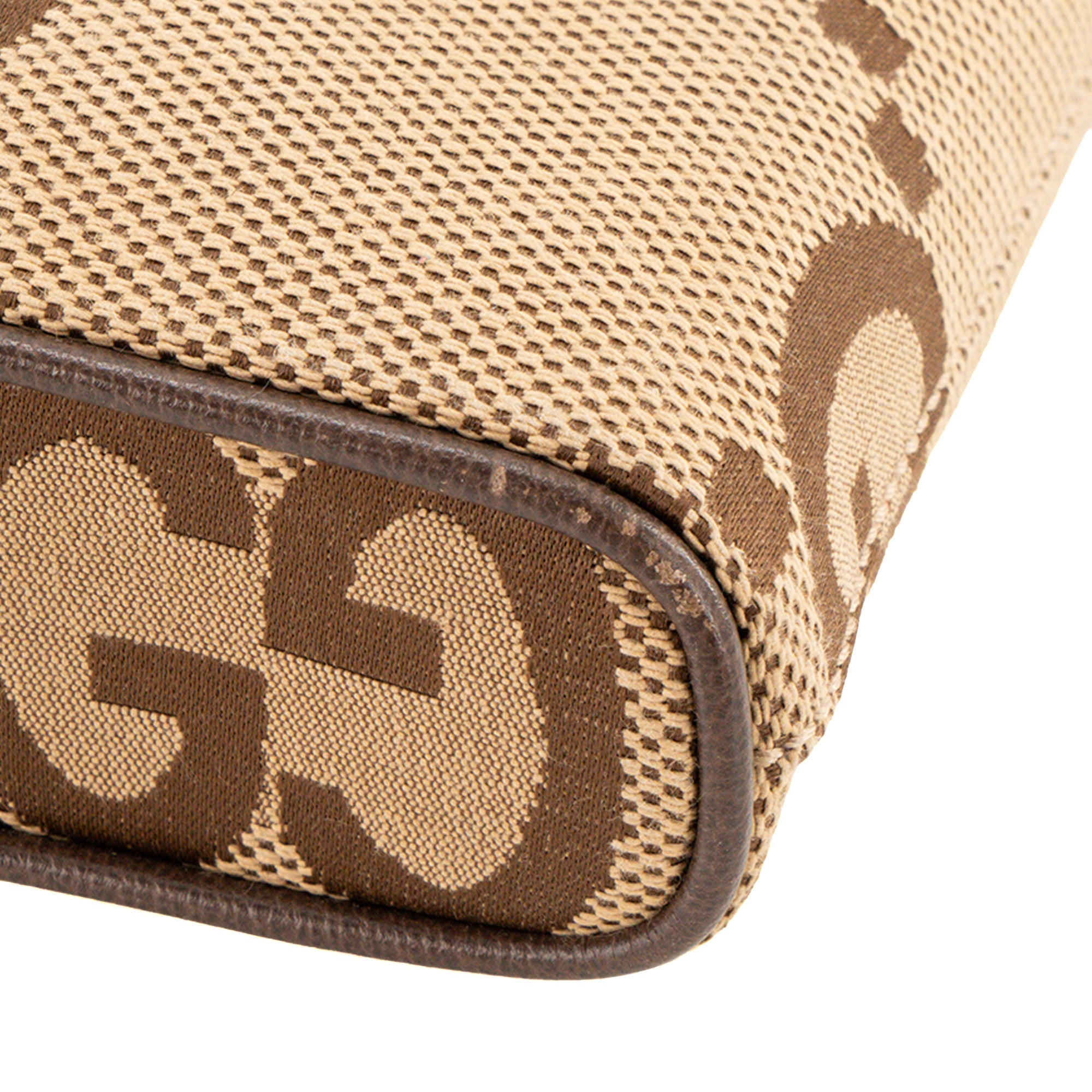 GUCCI - Sac à bandoulière Messager Jumbo GG Gucci en toile monogrammée marron