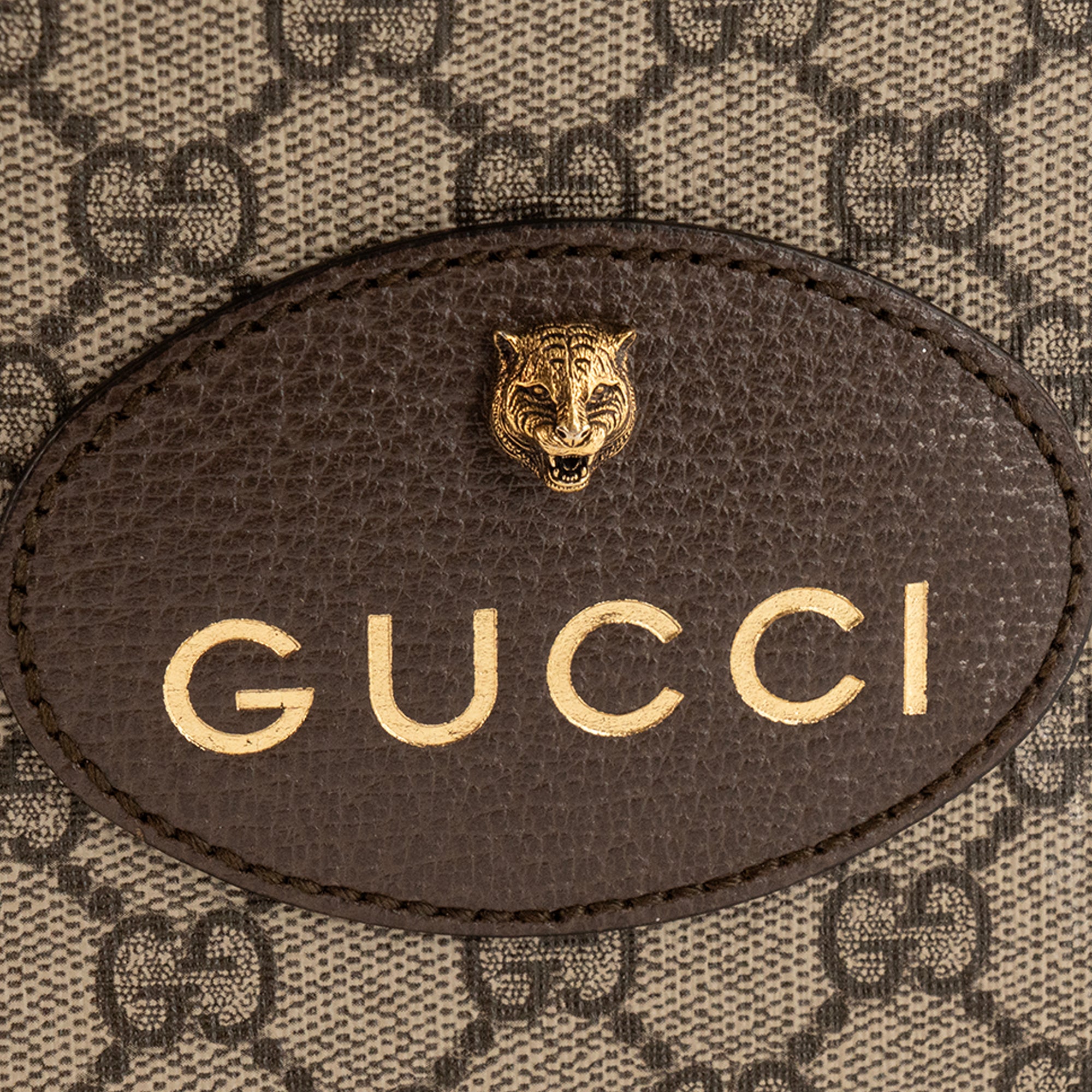 GUCCI - Sac à bandoulière Neo Vintage Gucci en toile enduite GG Suprême marron