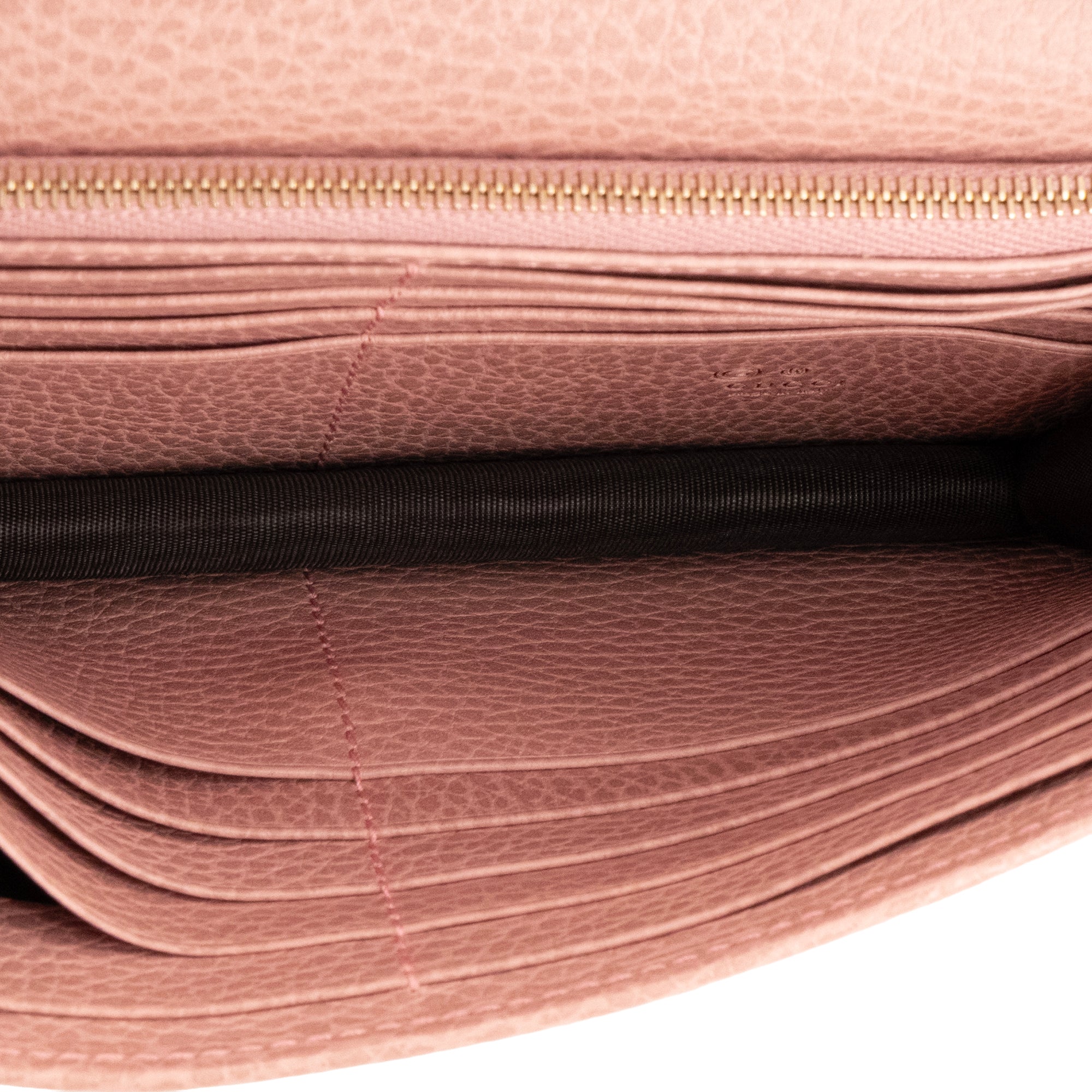 GUCCI - Sac à bandoulière wallet on chain Interlocking Gucci en cuir grainé rose