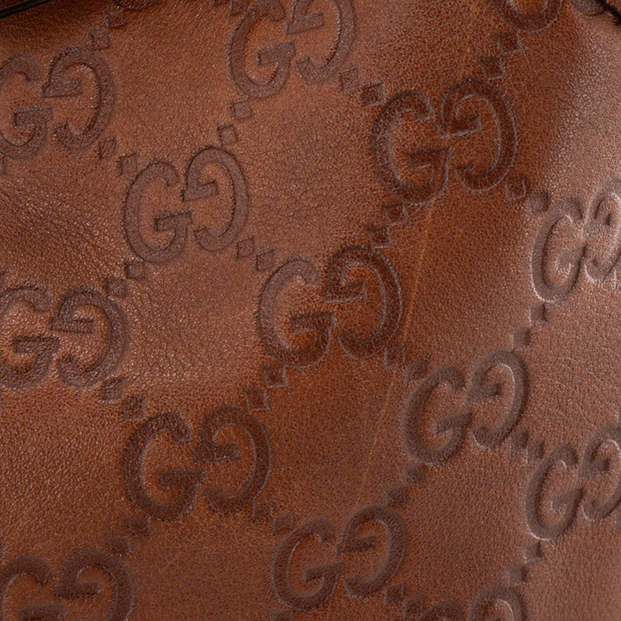 GUCCI - Gucci shoulder bag in vintage brown embossed leather