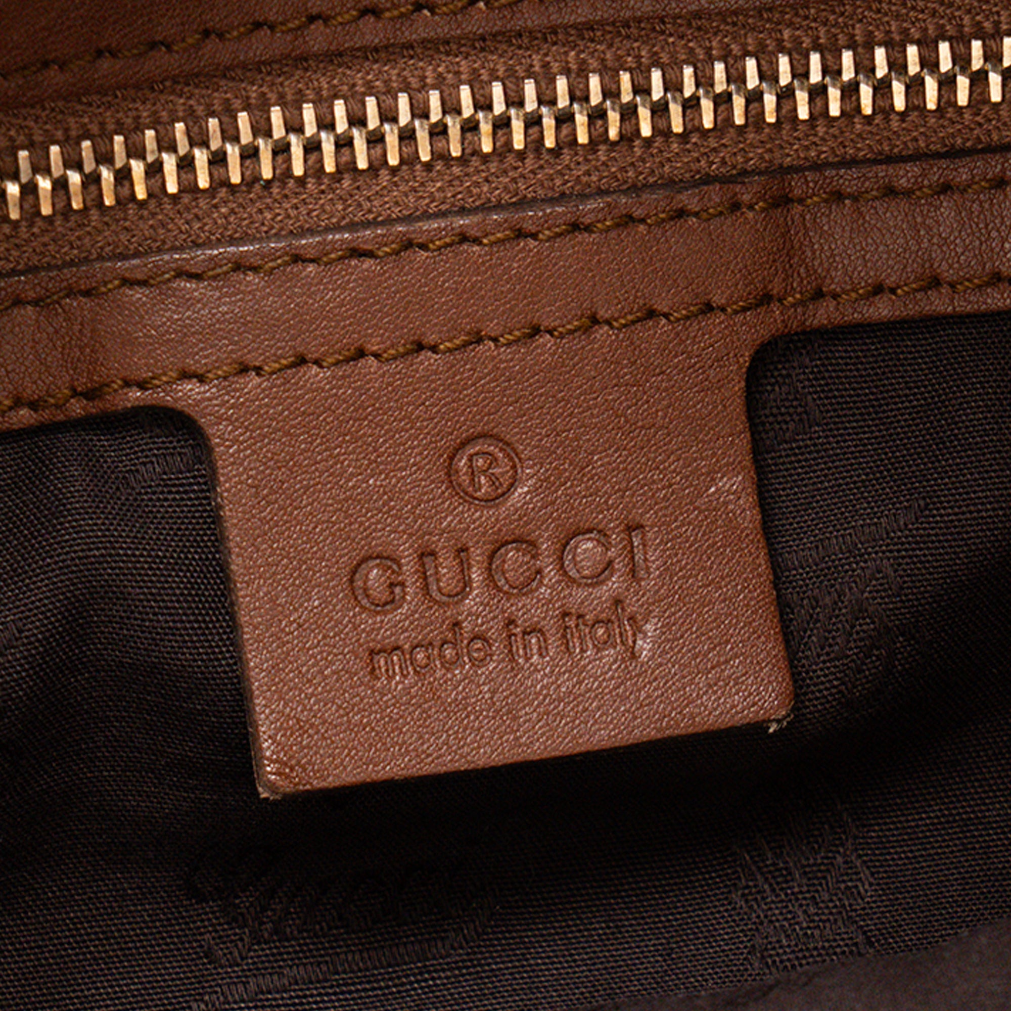 GUCCI - Gucci shoulder bag in vintage brown embossed leather