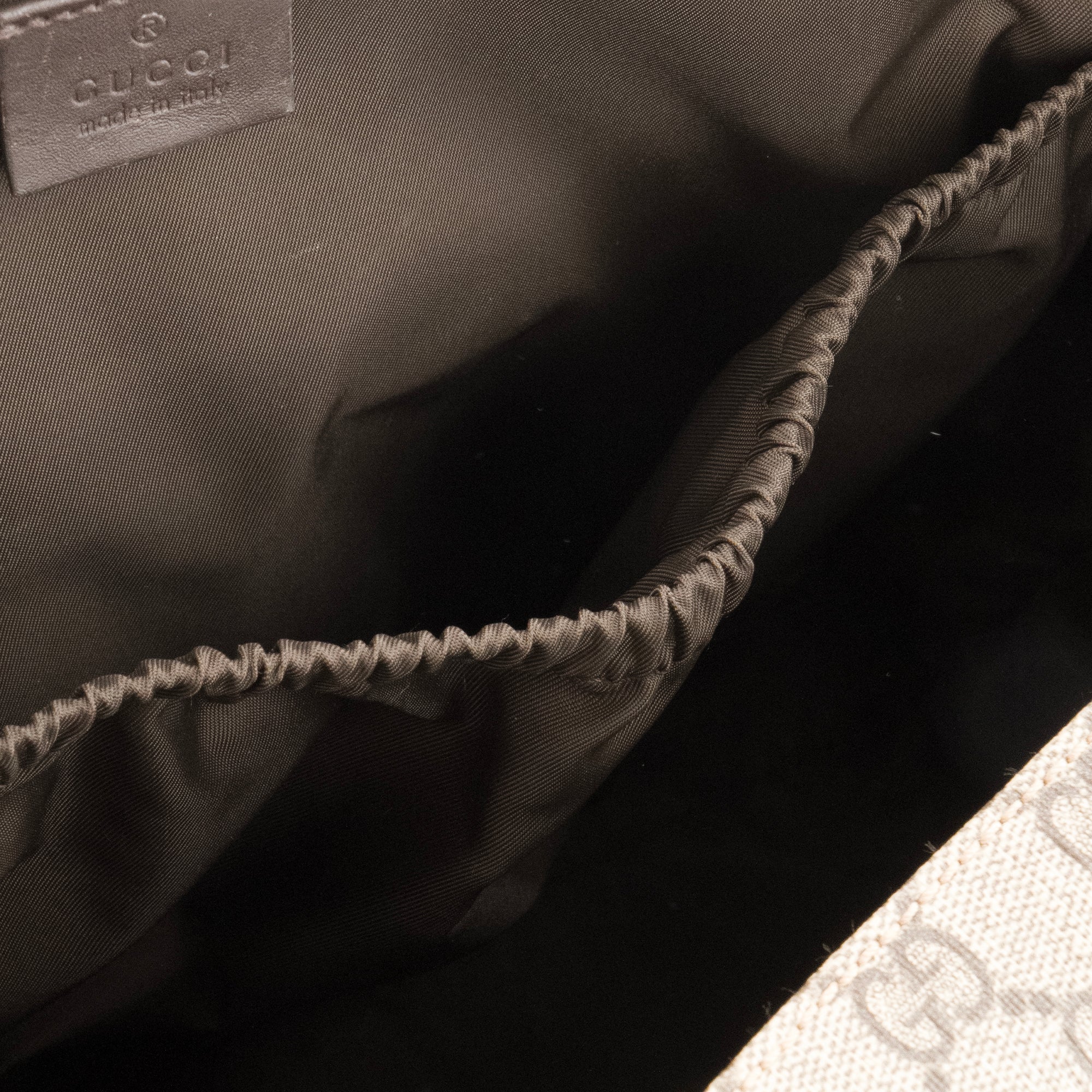 GUCCI - Sac à langer Gucci en toile enduite monogrammée