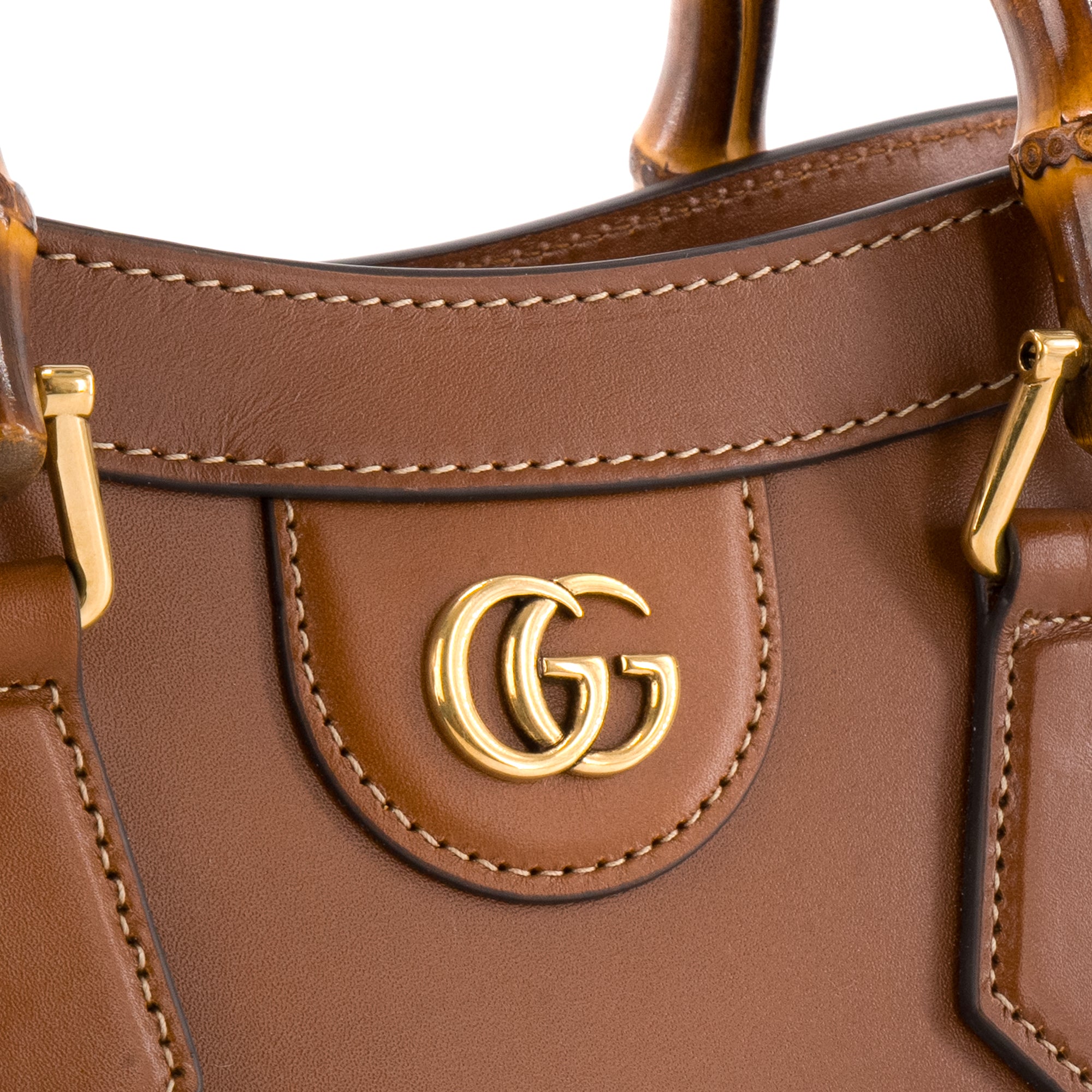 GUCCI - Sac à main Diana Gucci en cuir lisse marron