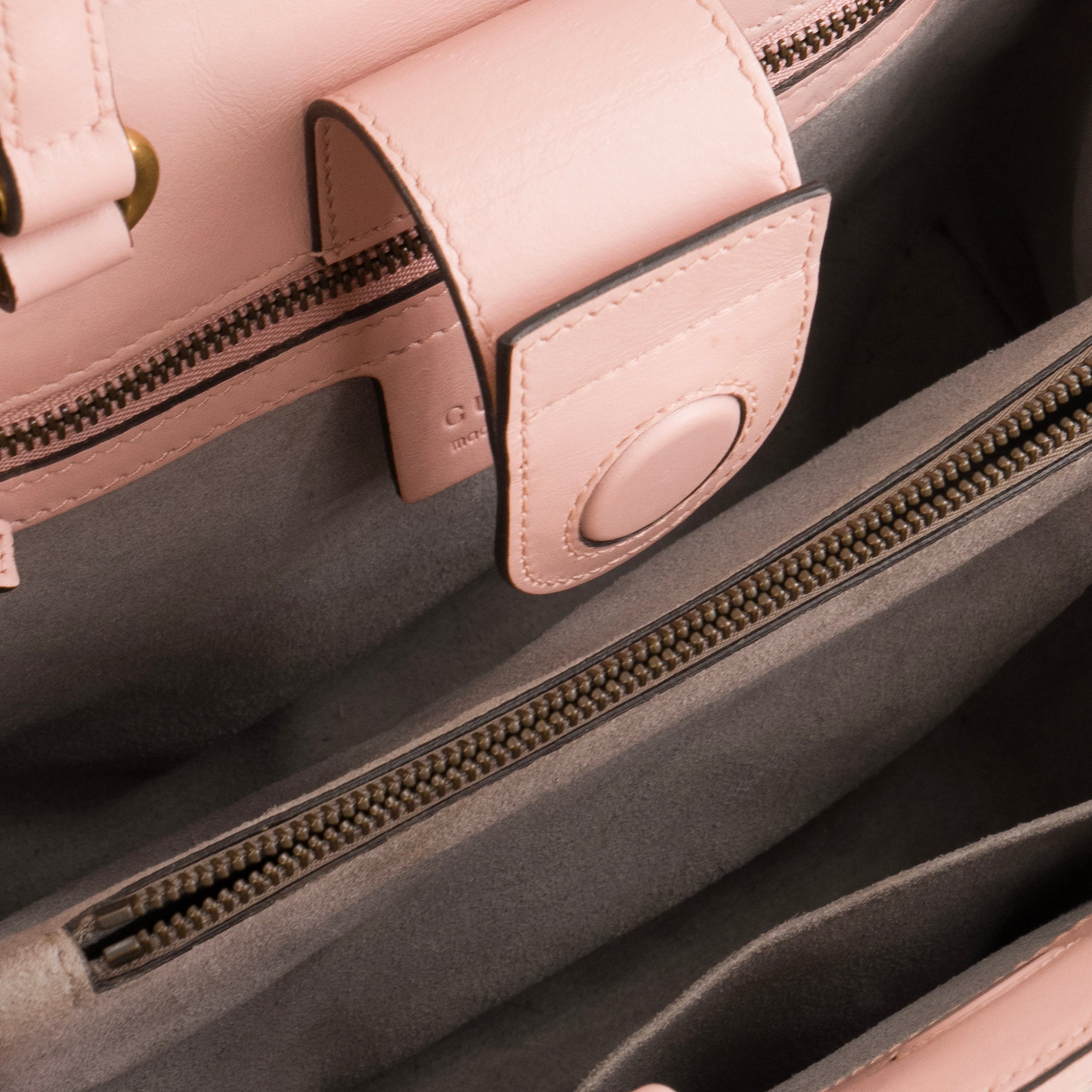 GUCCI - Sac bandoulière Shopping GG Marmont Gucci en cuir rose