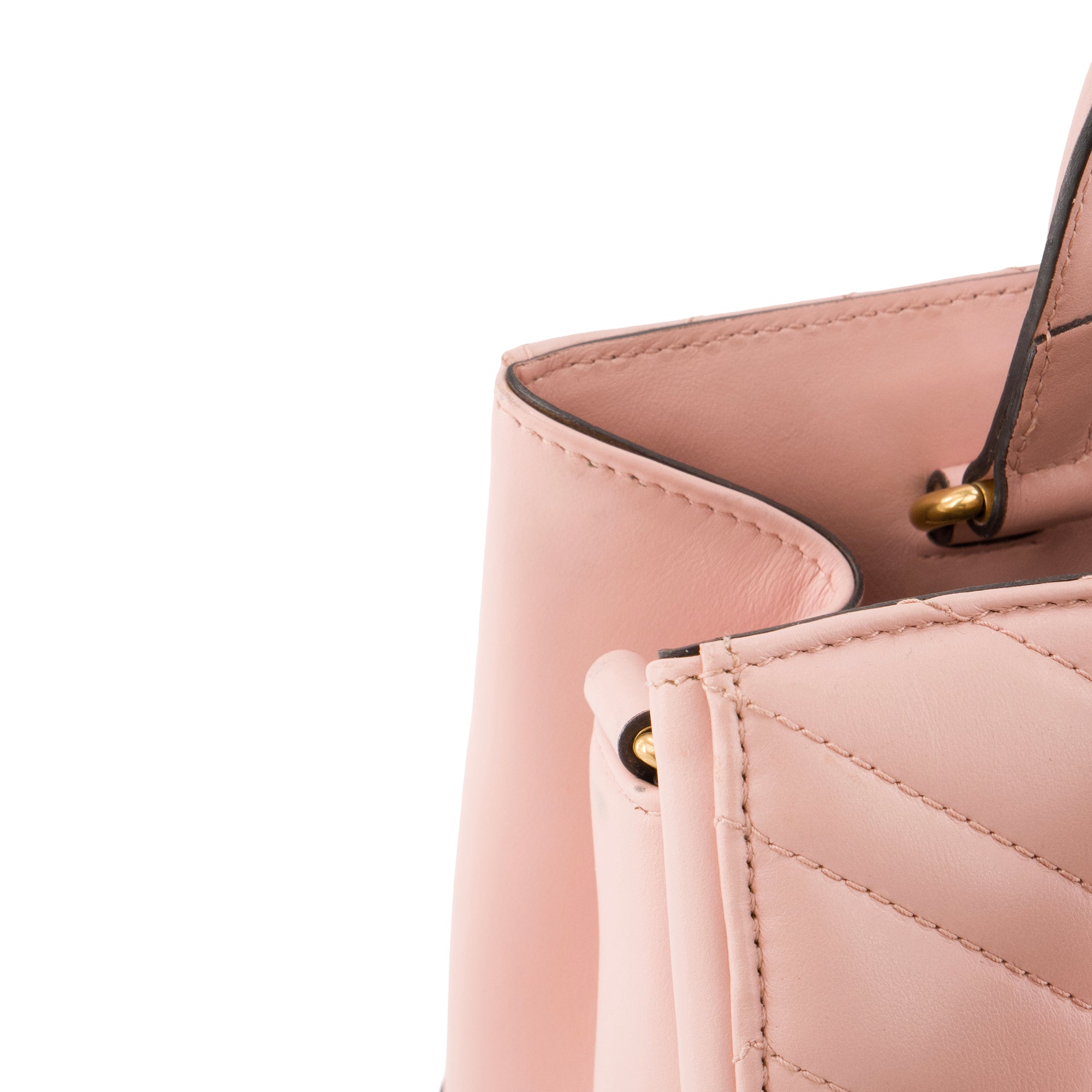 GUCCI - Sac bandoulière Shopping GG Marmont Gucci en cuir rose