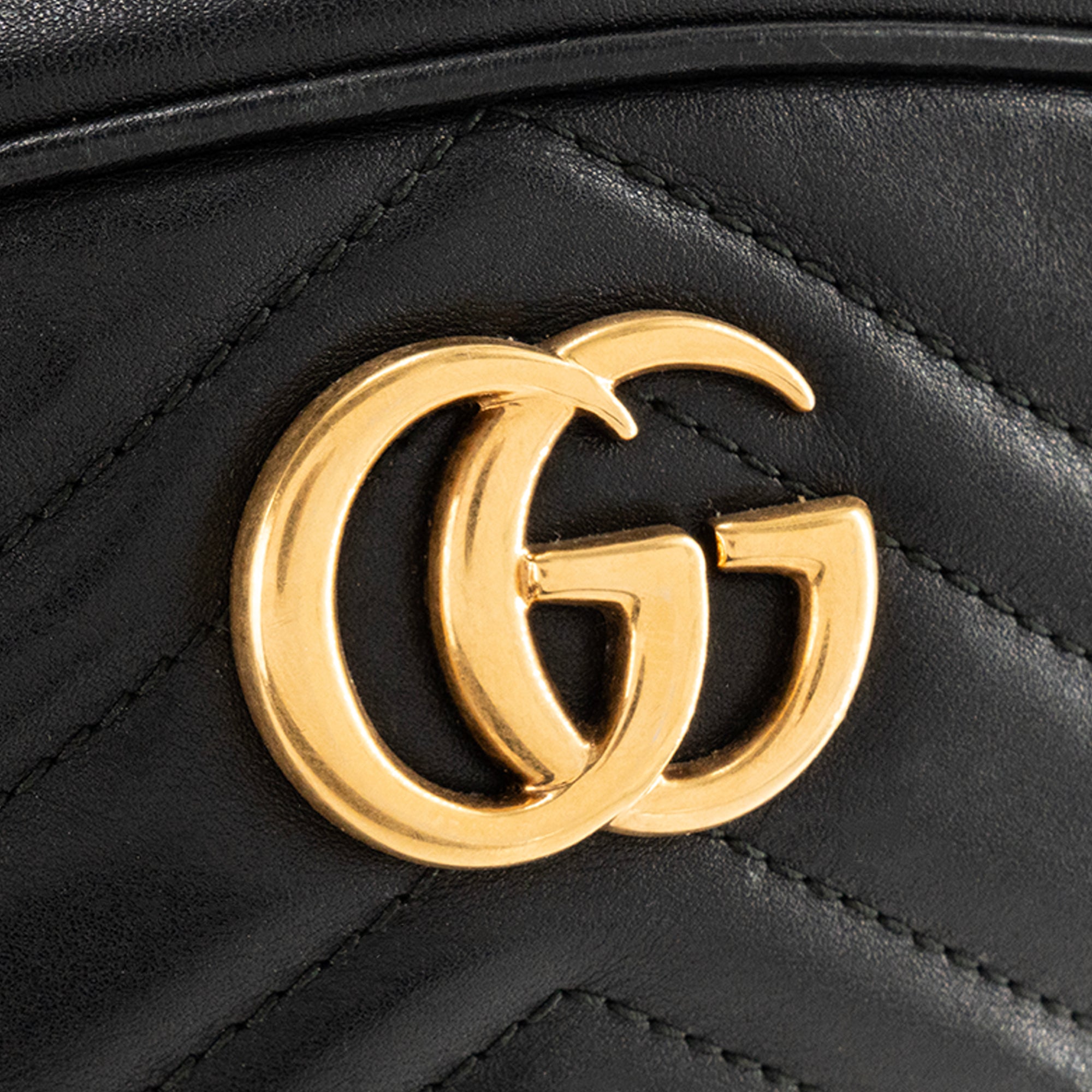 GUCCI - Sac ceinture GG Marmont Gucci en cuir lisse noir