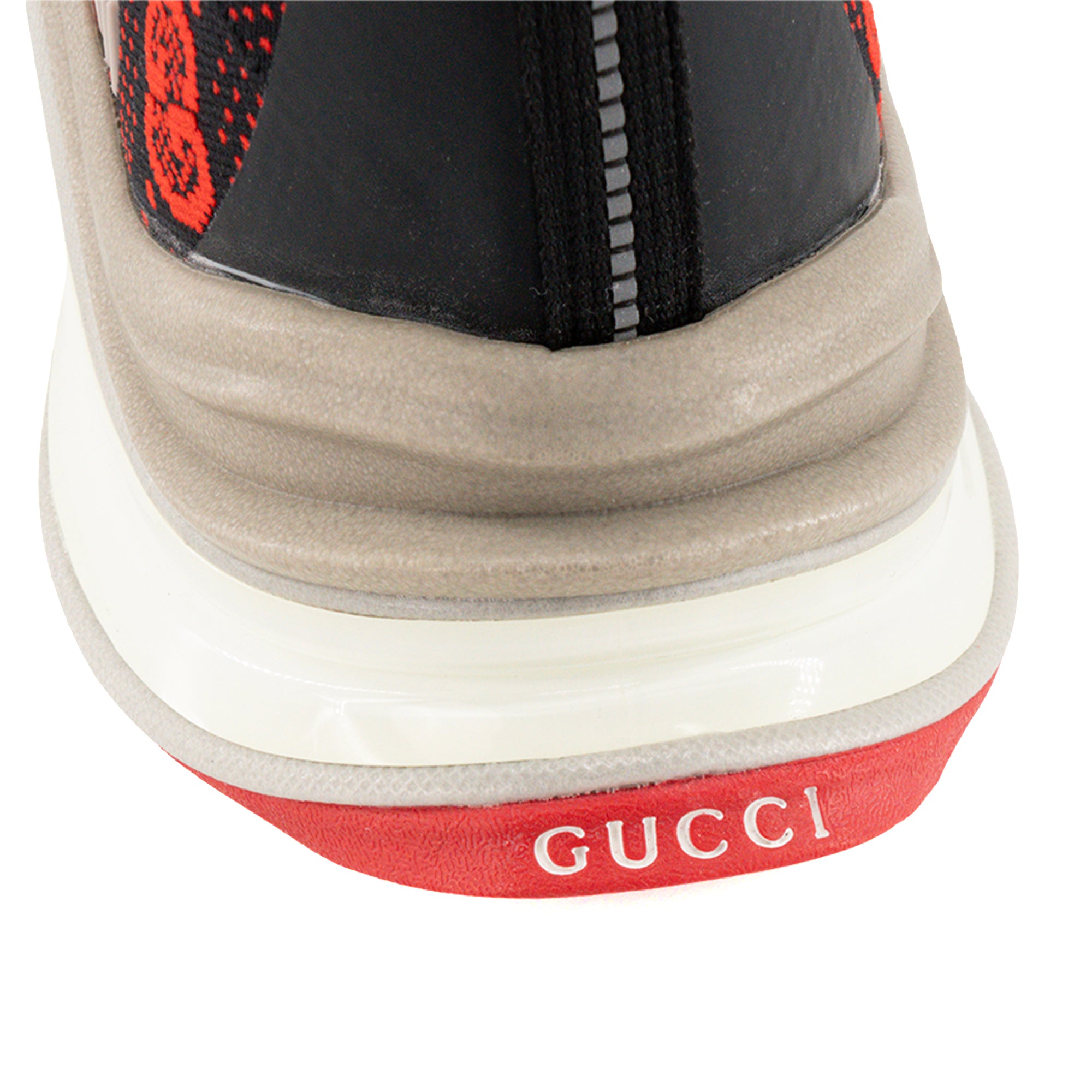 GUCCI - Sneakers Run Gucci en toile monogrammée rouge et noire (T45)