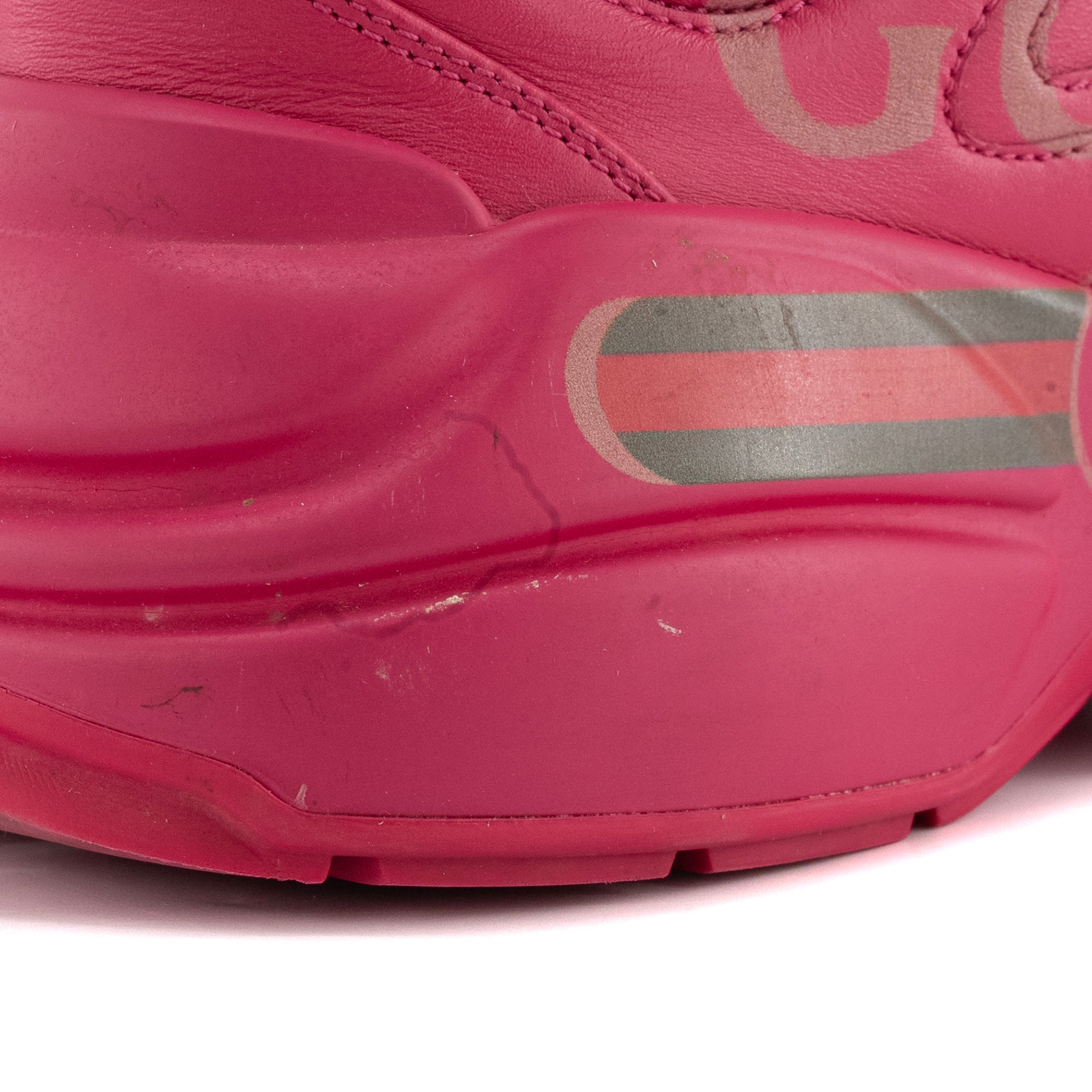 GUCCI - Sneakers Rhyton Gucci en cuir rose (T37)