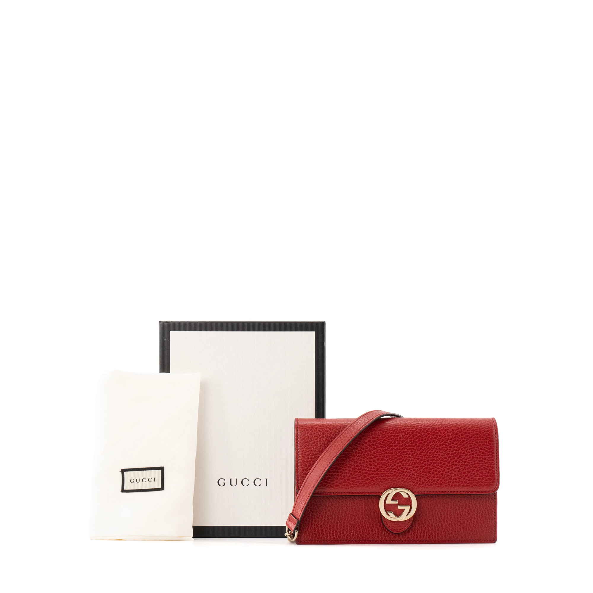 GUCCI - Sac à bandoulière Wallet on chain Interlocking GG Gucci en cuir grainé rouge