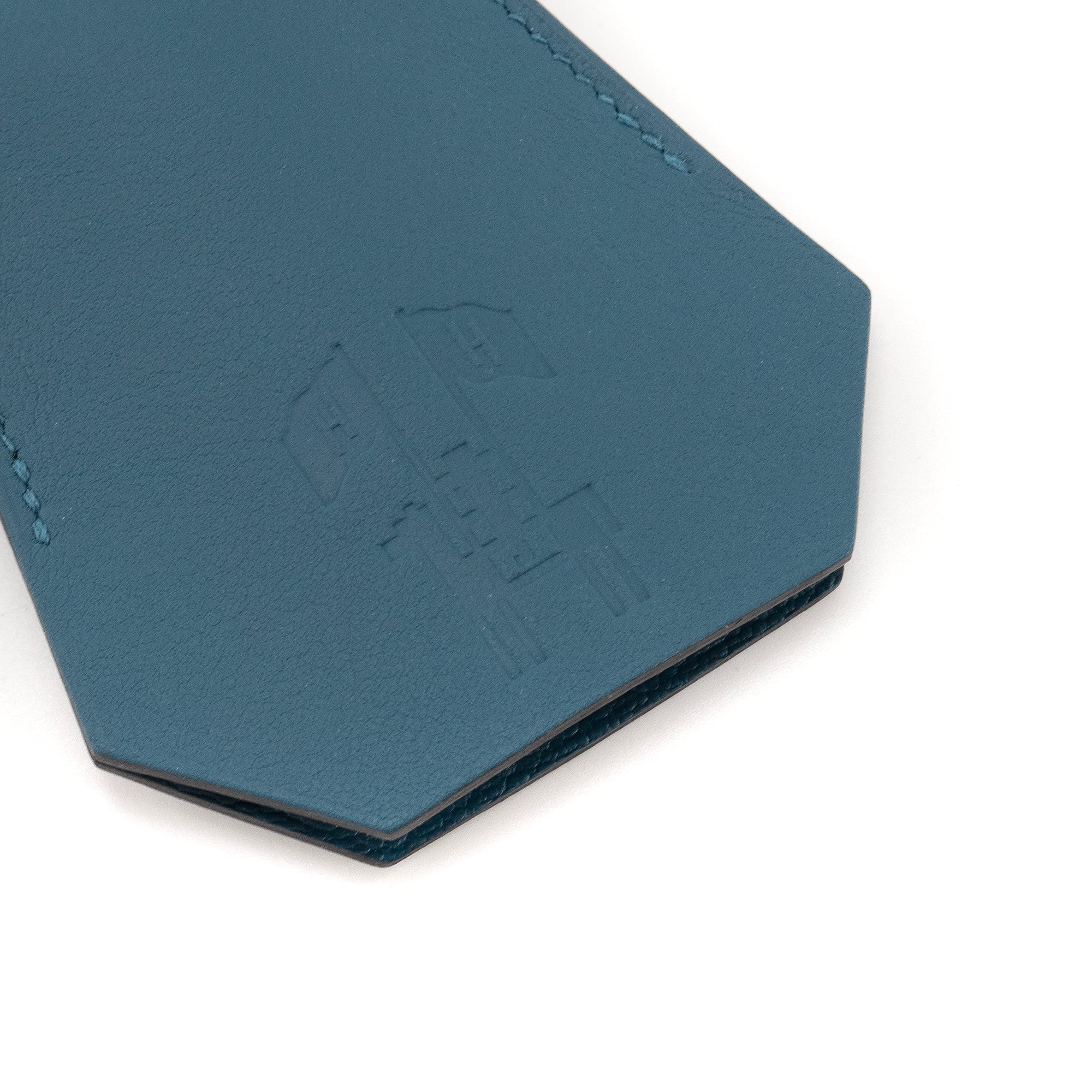 HERMÈS - Accessoire de sac Hermès en cuir bleu