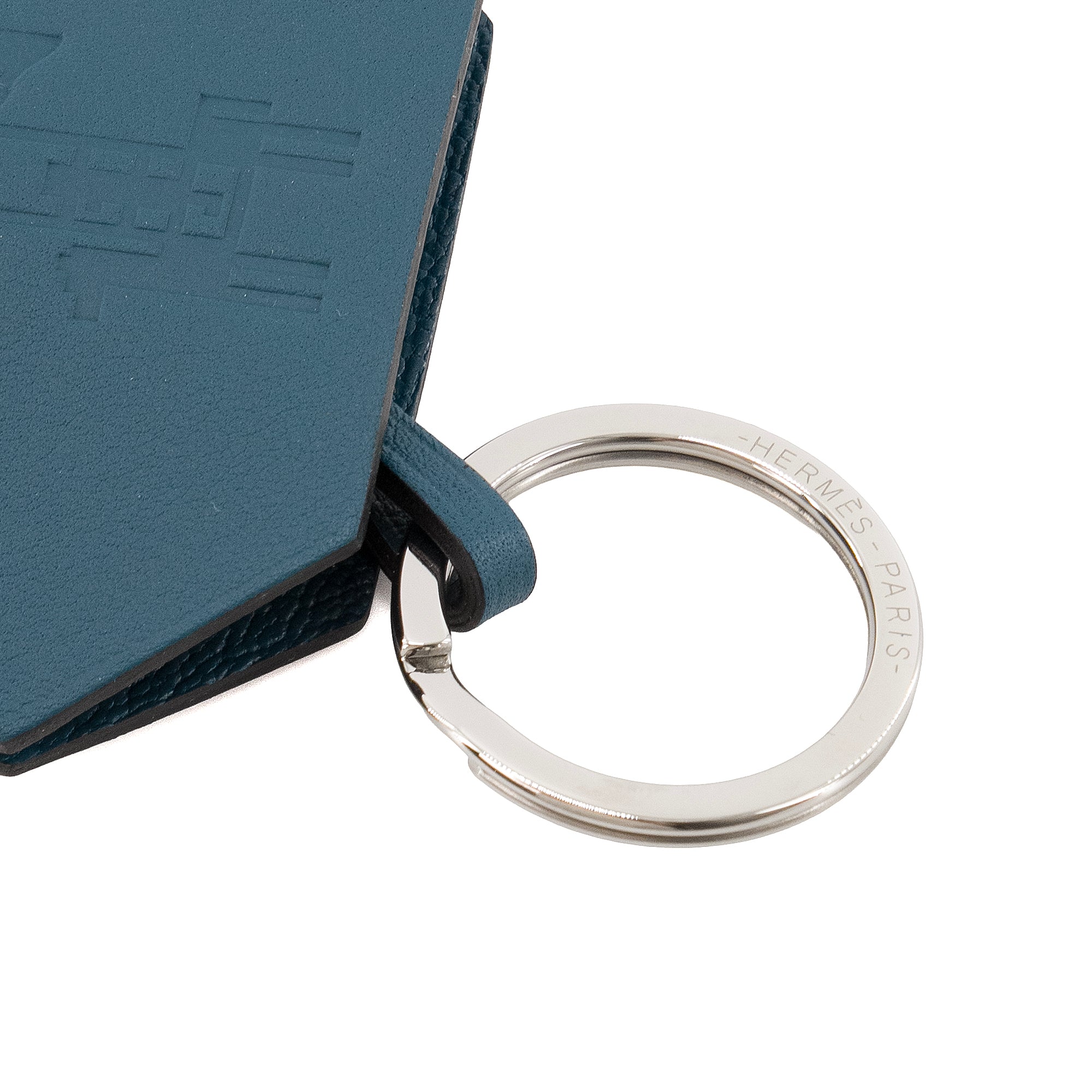 HERMÈS - Accessoire de sac Hermès en cuir bleu