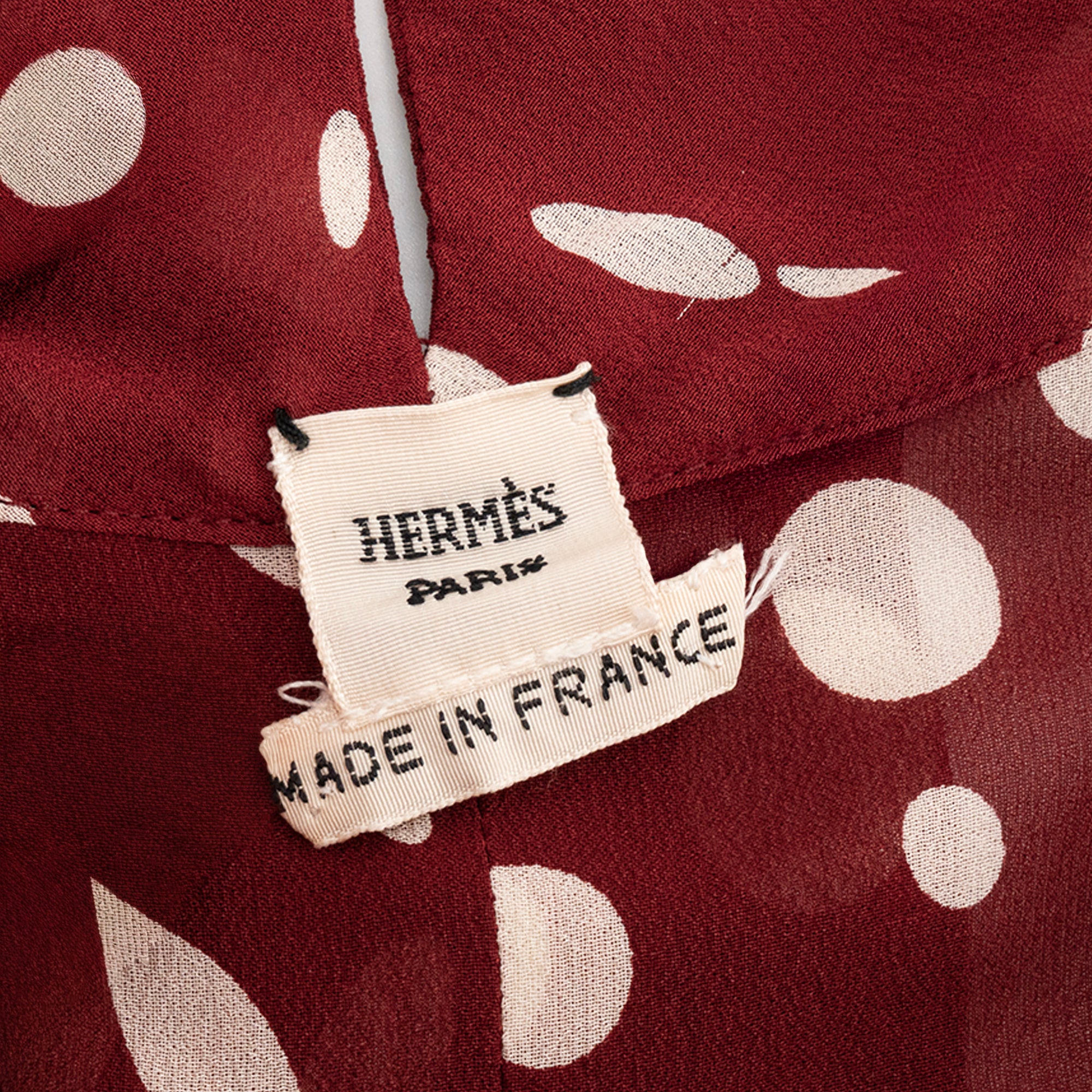 HERMÈS - Blouse Hermès en mousseline soie rouge et blanc (T38)