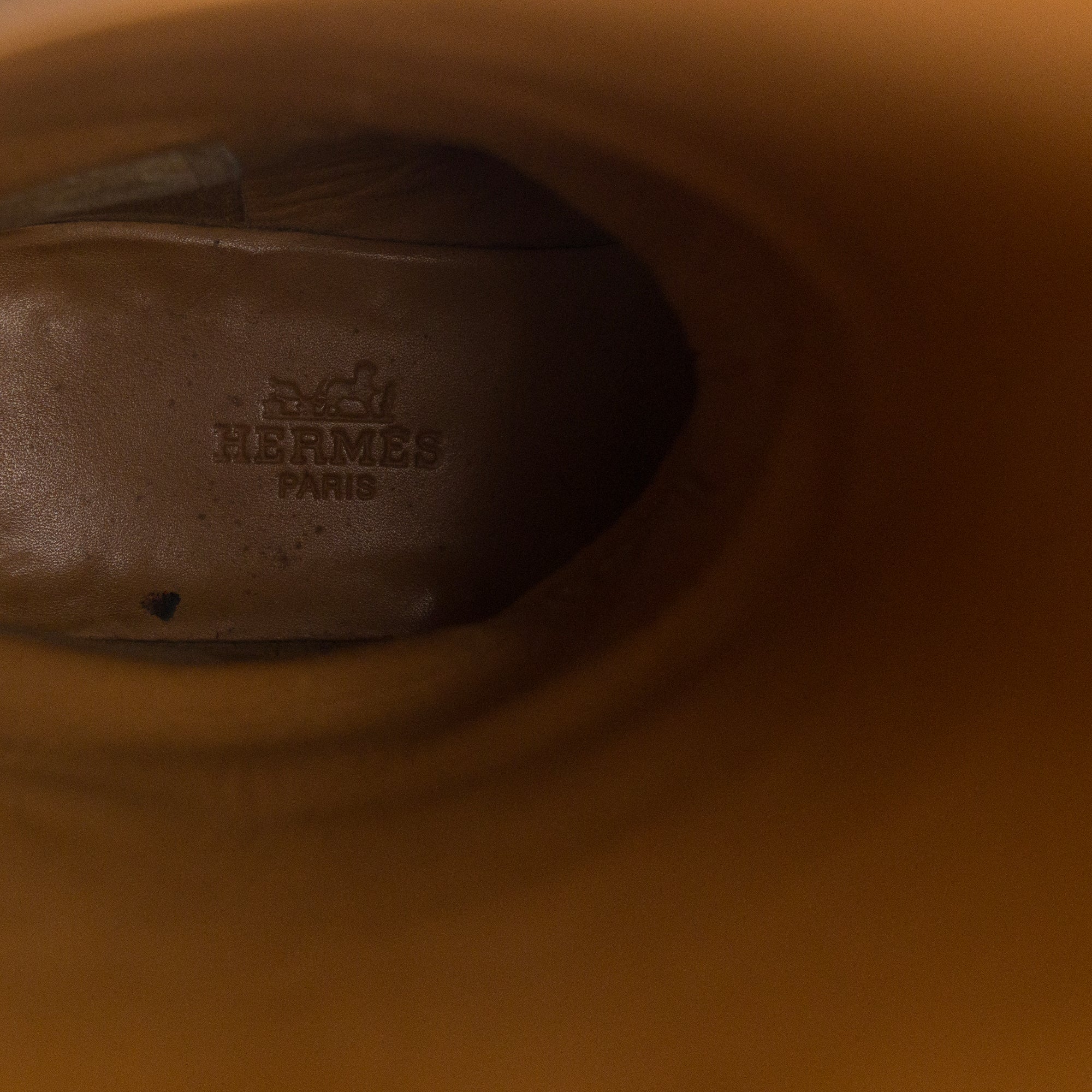 HERMÈS - Bottes Jumping Hermès en cuir lisse noir (T37)