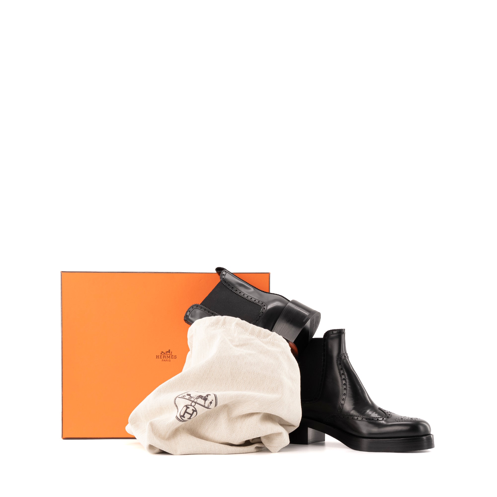 HERMÈS - Bottines Hill Hermès en cuir lisse noir (T39)