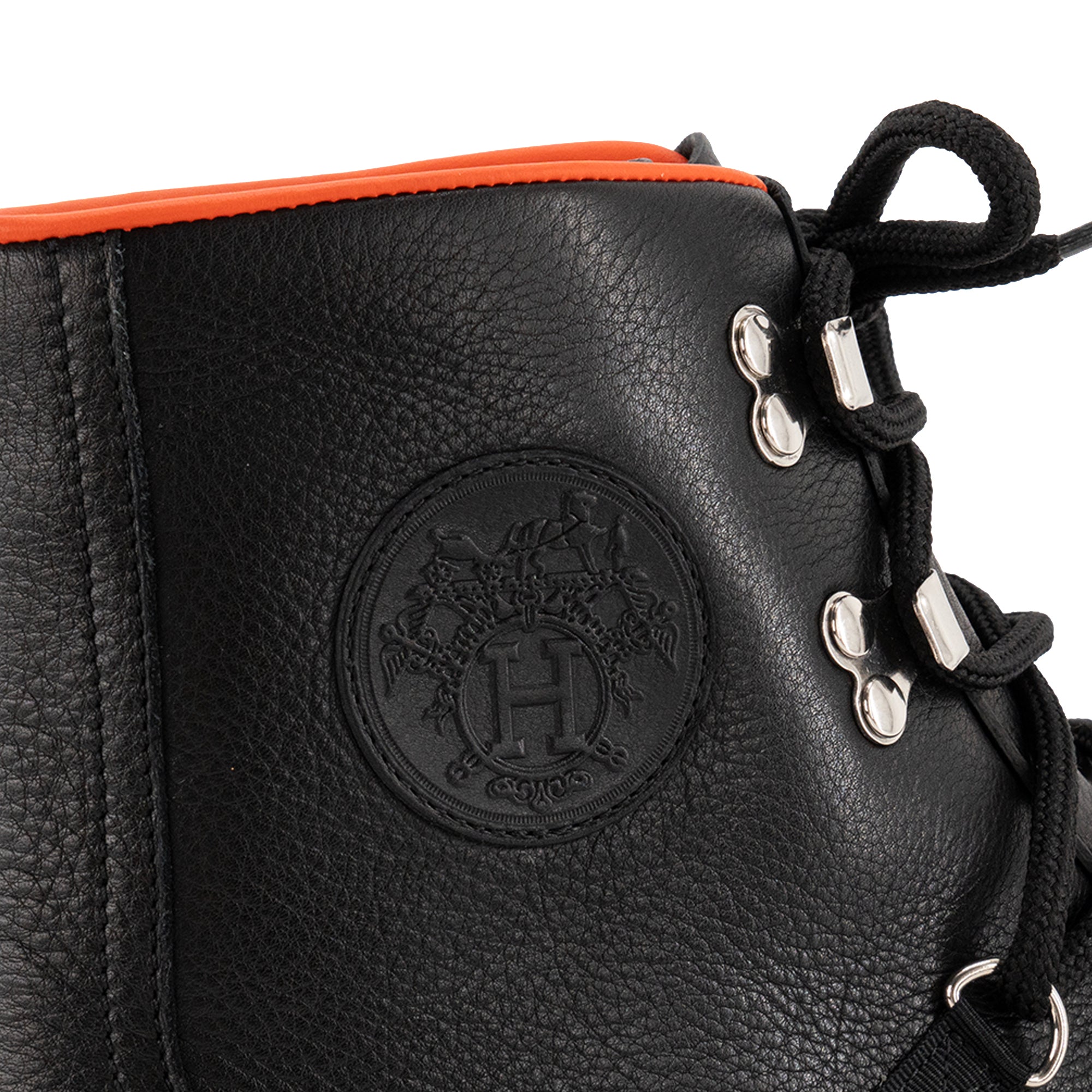 HERMÈS - Bottines Neige Hermès en cuir lisse noir (T43)