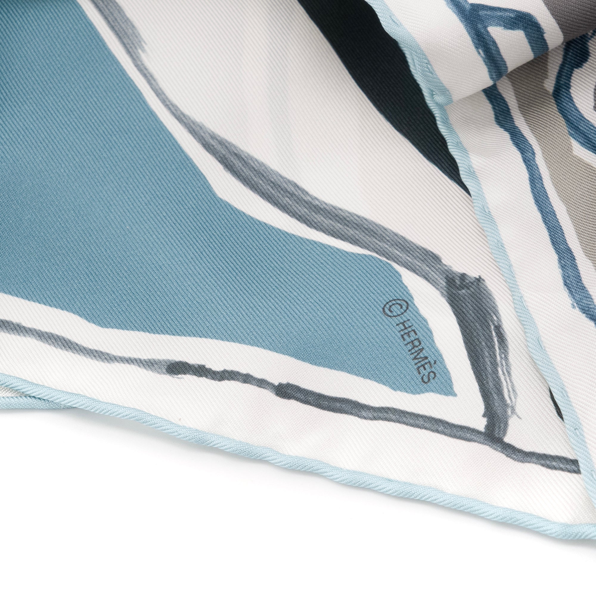 HERMÈS - Carré 90 La Danse Des Chevaux Double Face Hermès en soie multicolore