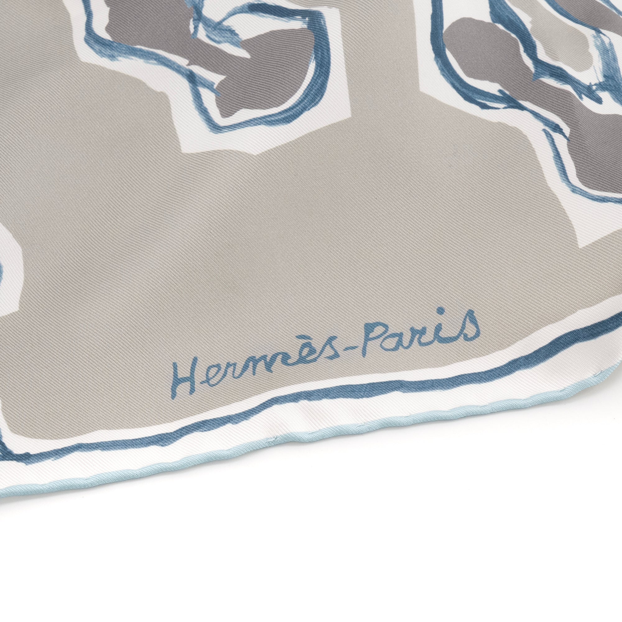 HERMÈS - Carré 90 La Danse Des Chevaux Double Face Hermès en soie multicolore