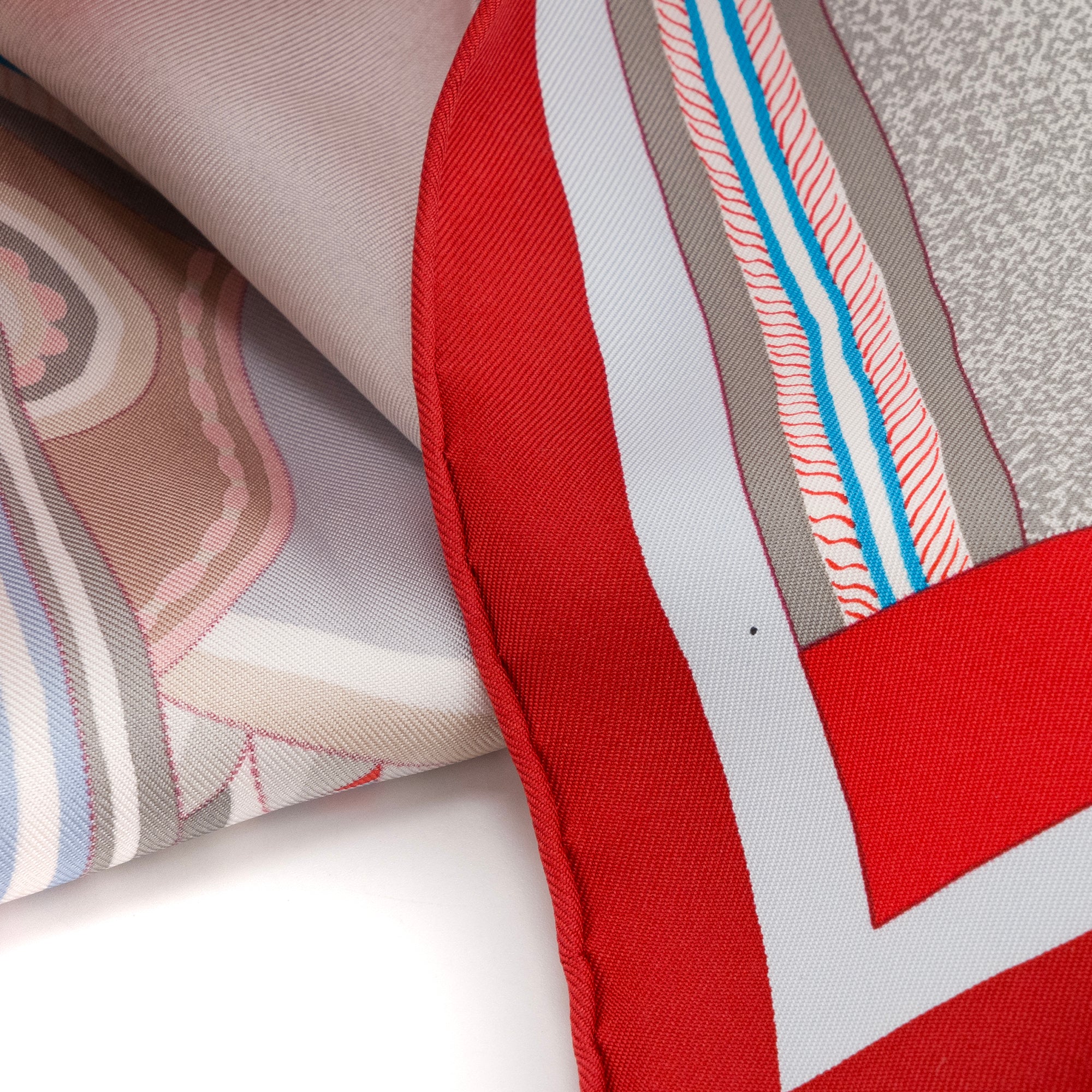 HERMÈS - Carré 90 La Selle Imaginaire Hermès en soie multicolore