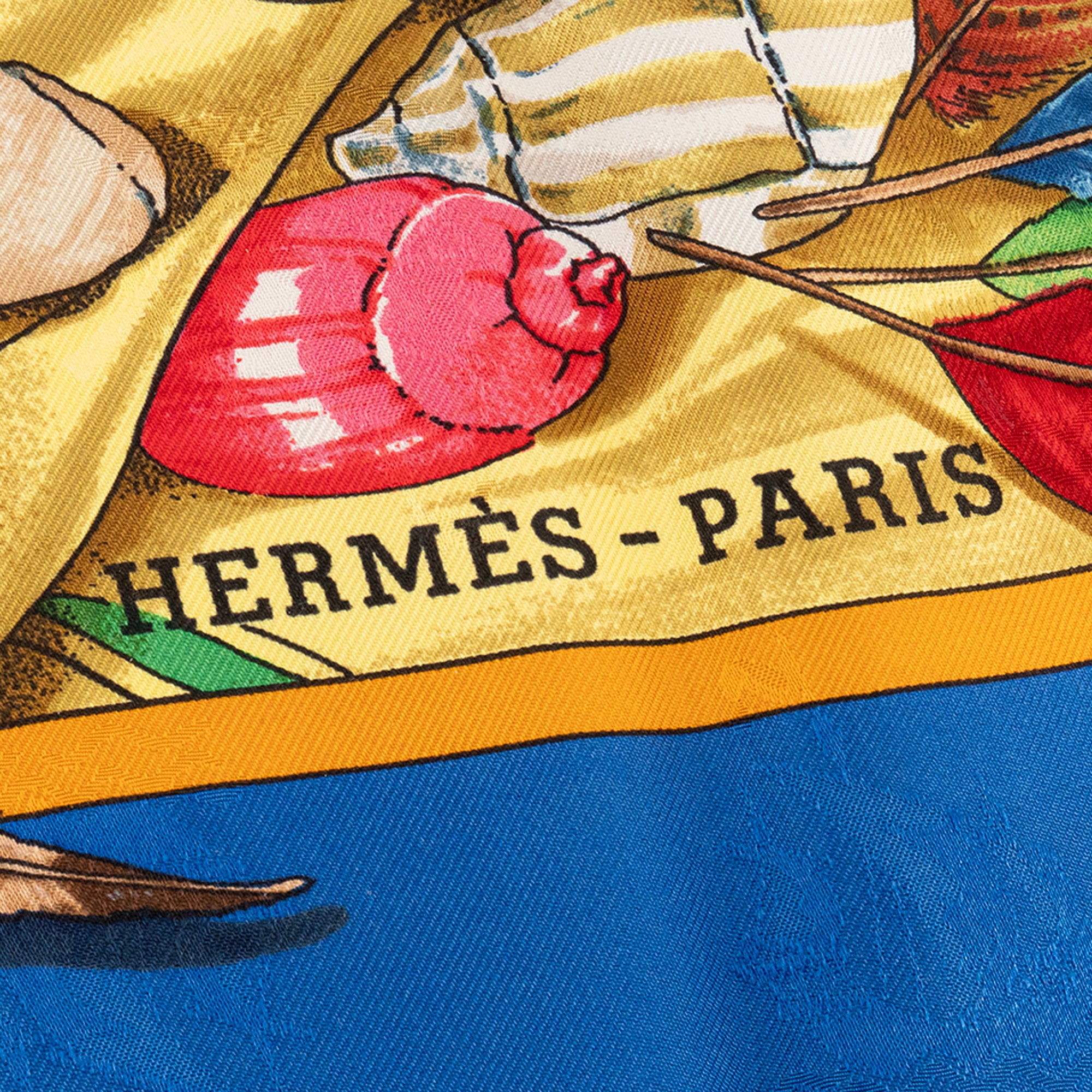 HERMÈS - Carré 90 Ordre Souverain de Malte Hermès en soie multicolore