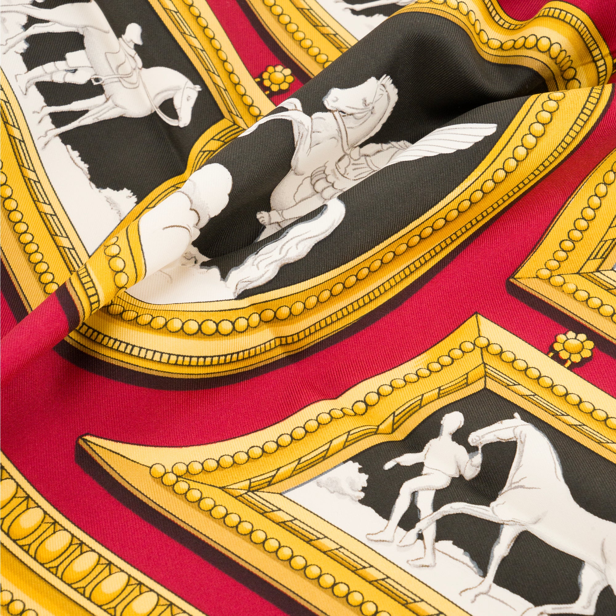 HERMÈS - Carré 90 Wedgwood Hermès en soie multicolore