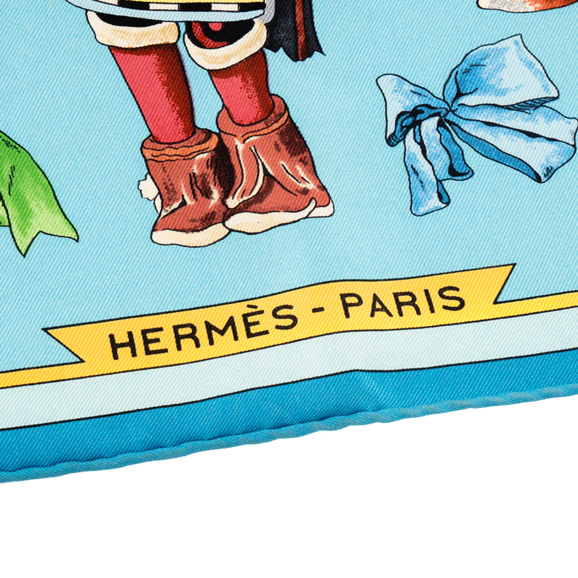 HERMÈS - Carré de soie 90 Kachinas Hermès en soie multicolore