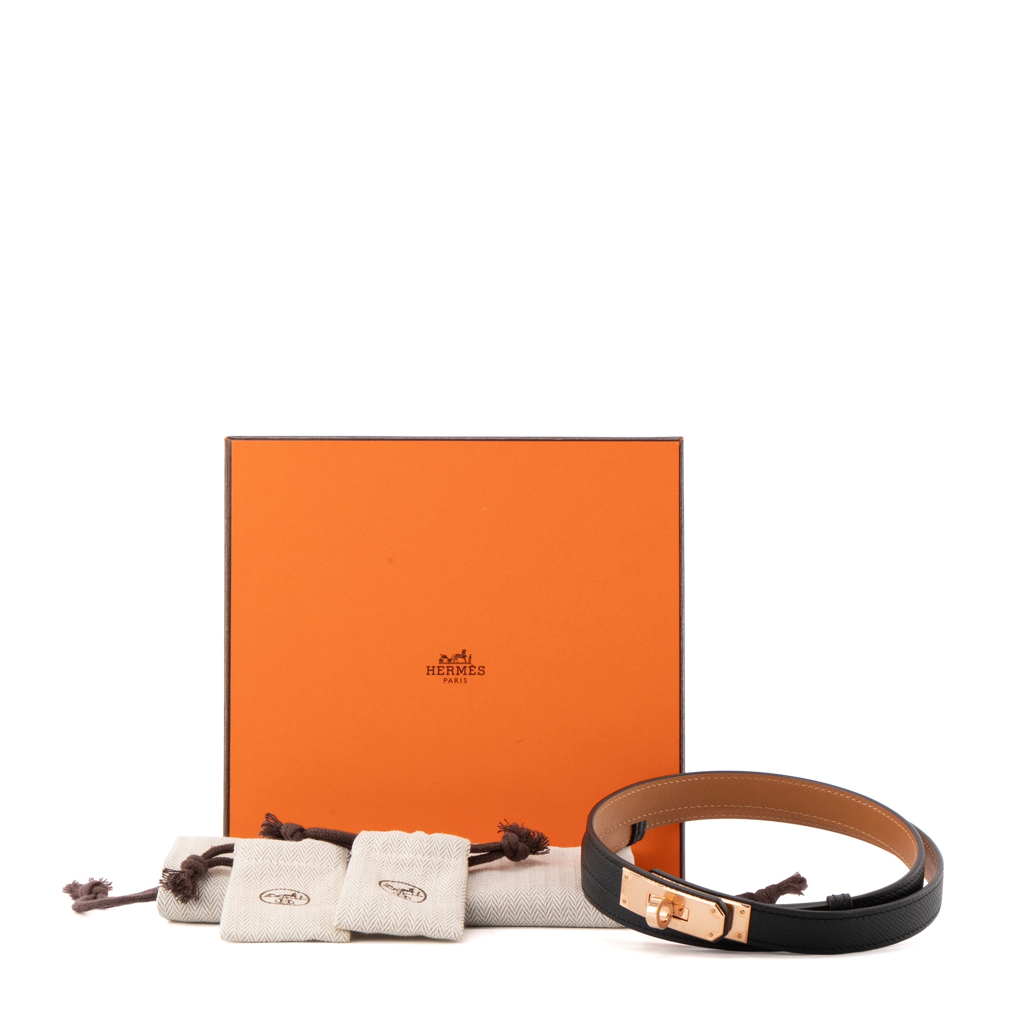 HERMÈS - Ceinture Kelly 18 Hermès en cuir epsom noir