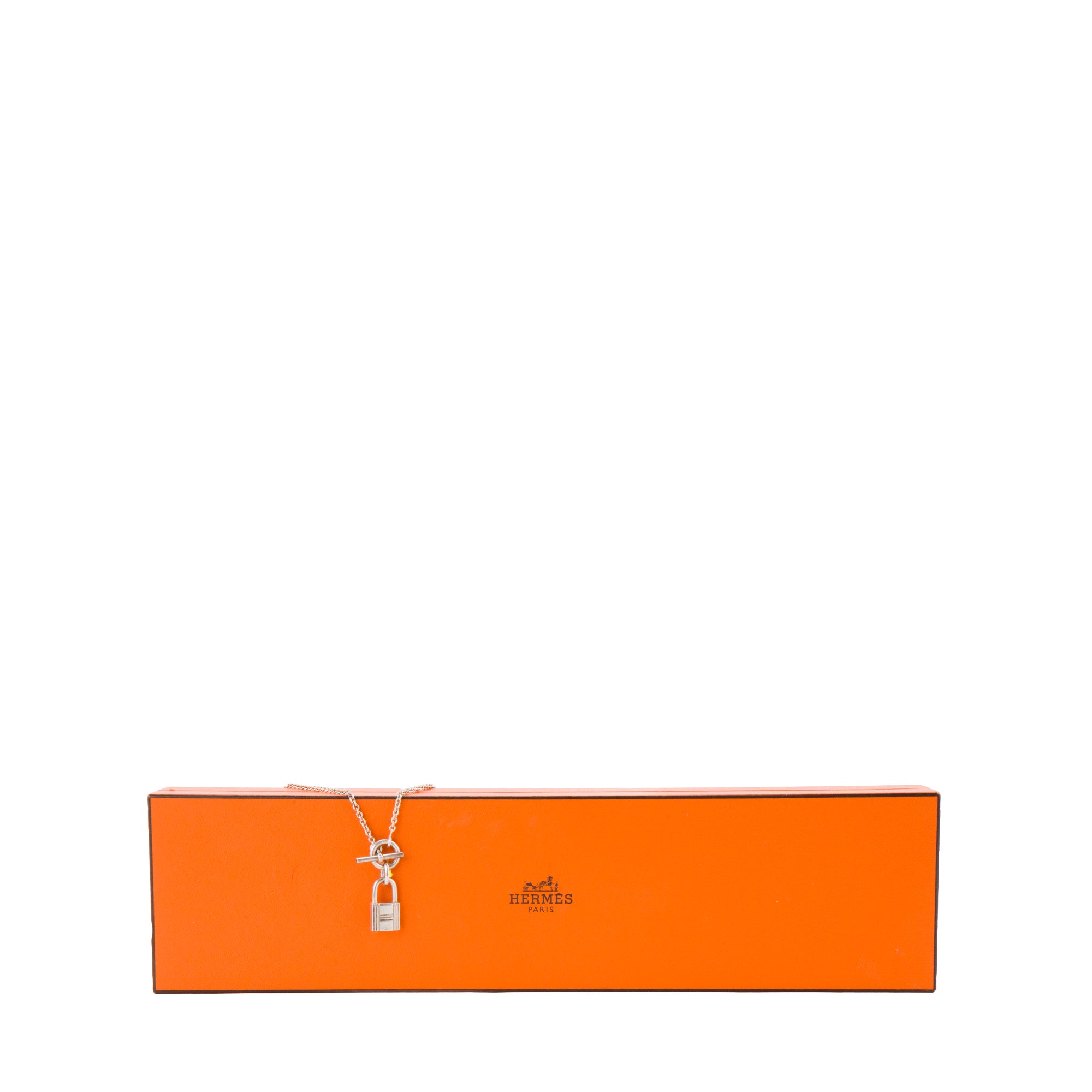 HERMÈS - Collier Pendentif Kelly Cadenas Hermès en argent