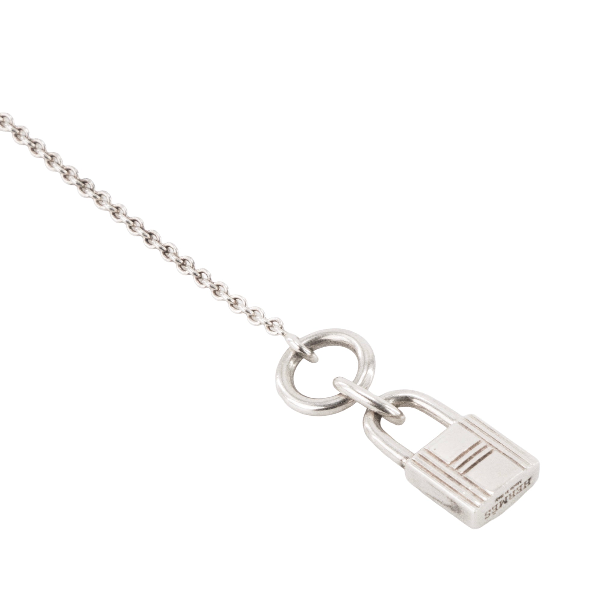 HERMÈS - Collier Pendentif Kelly Cadenas Hermès en argent