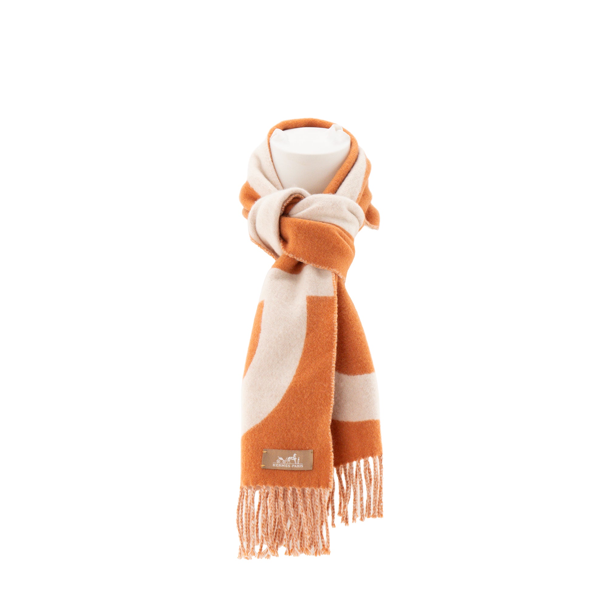 HERMÈS - Écharpe Casaque Grand Mors Hermès en cachemire orange et beige