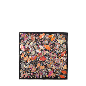 HERMÈS - Gavroche 45 Fleurs et Papillons Hermès en soie noire