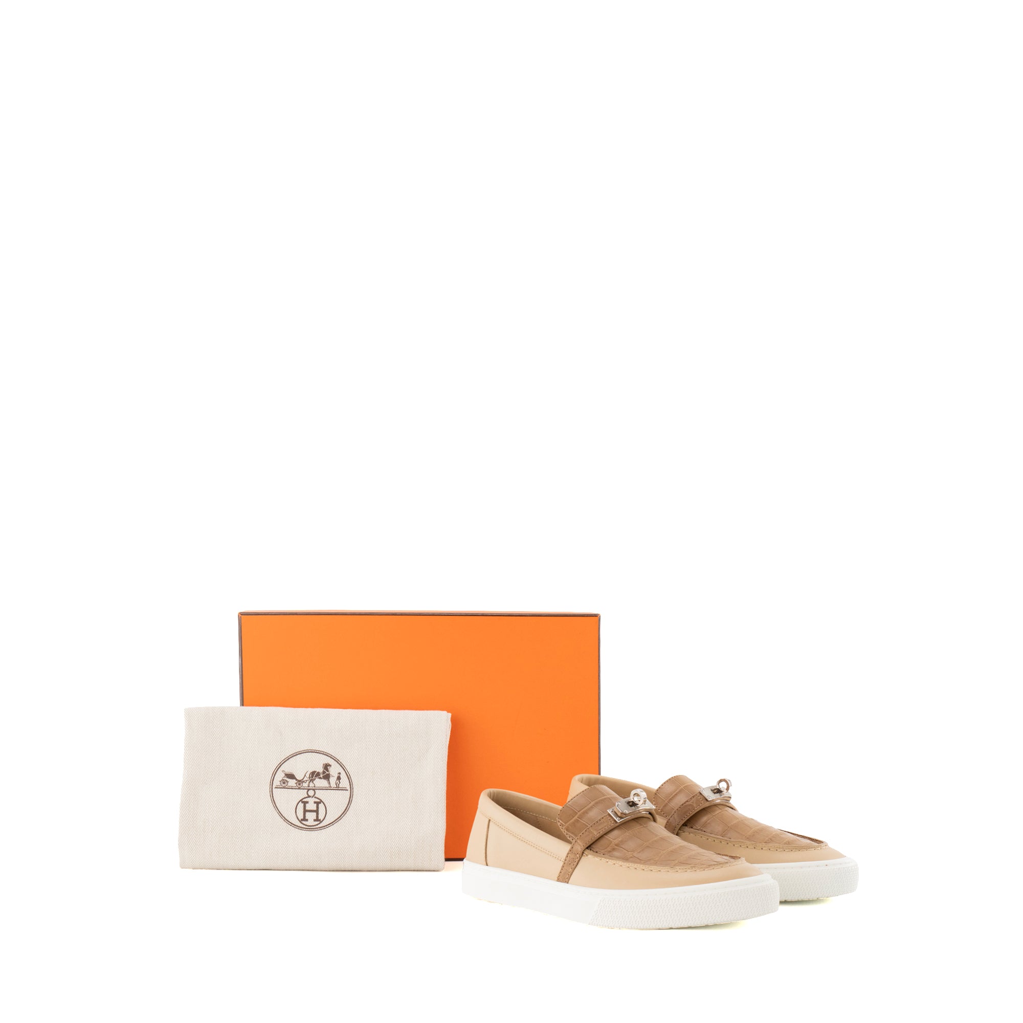 HERMÈS - Mocassins Kelly Hermès en cuir lisse beige et cuir exotique alligator (T38)