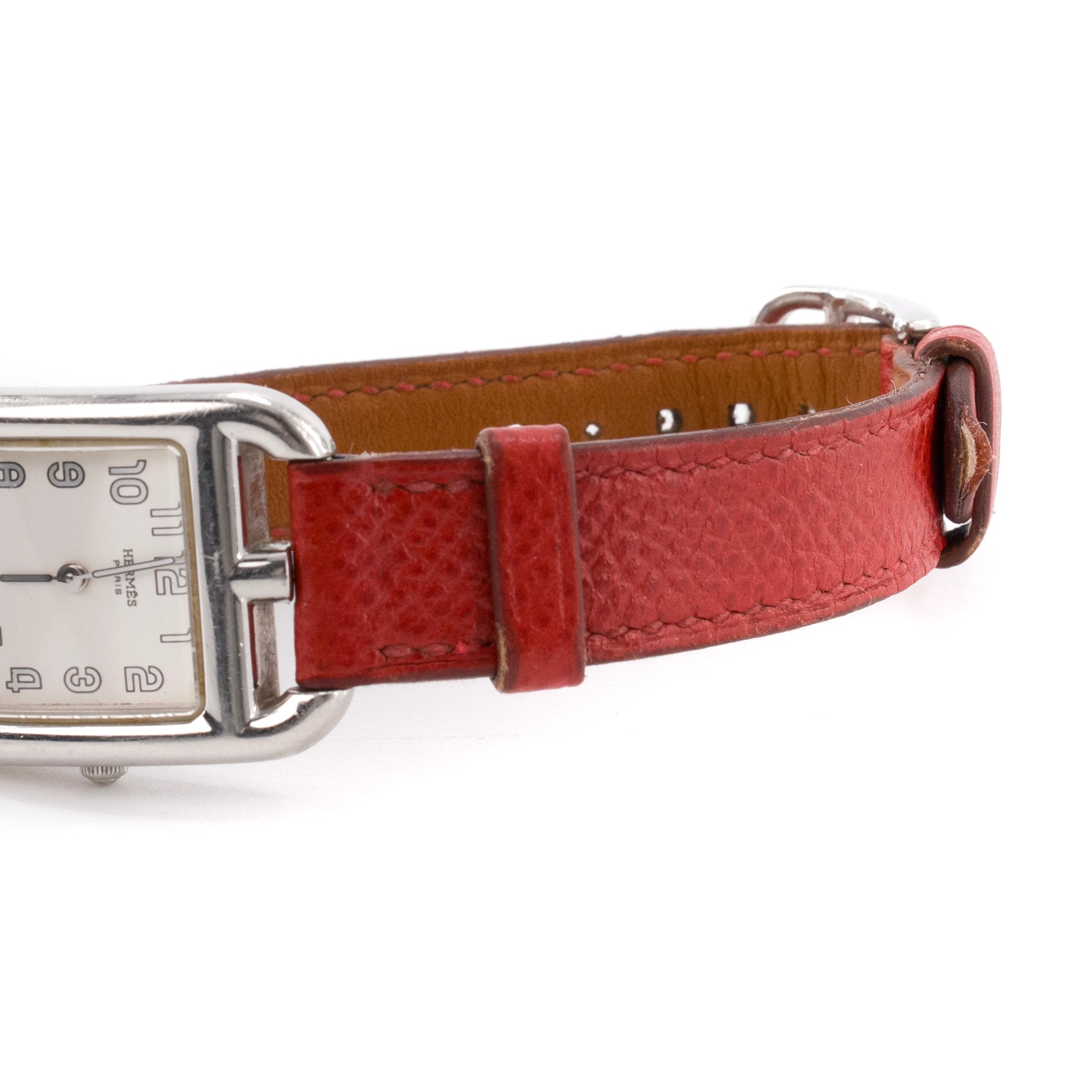 HERMÈS - Montre Cape Cod Hermès en cuir rouge