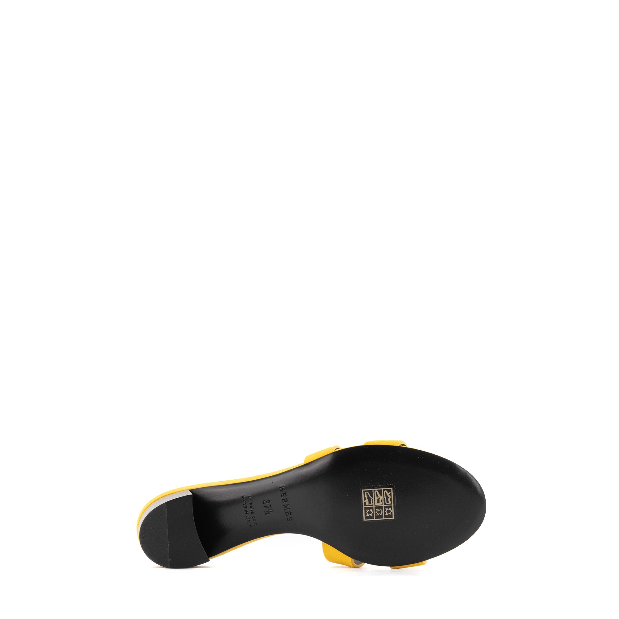 HERMÈS - Sandales Oasis Hermès en chèvre velours jaune (T37,5)