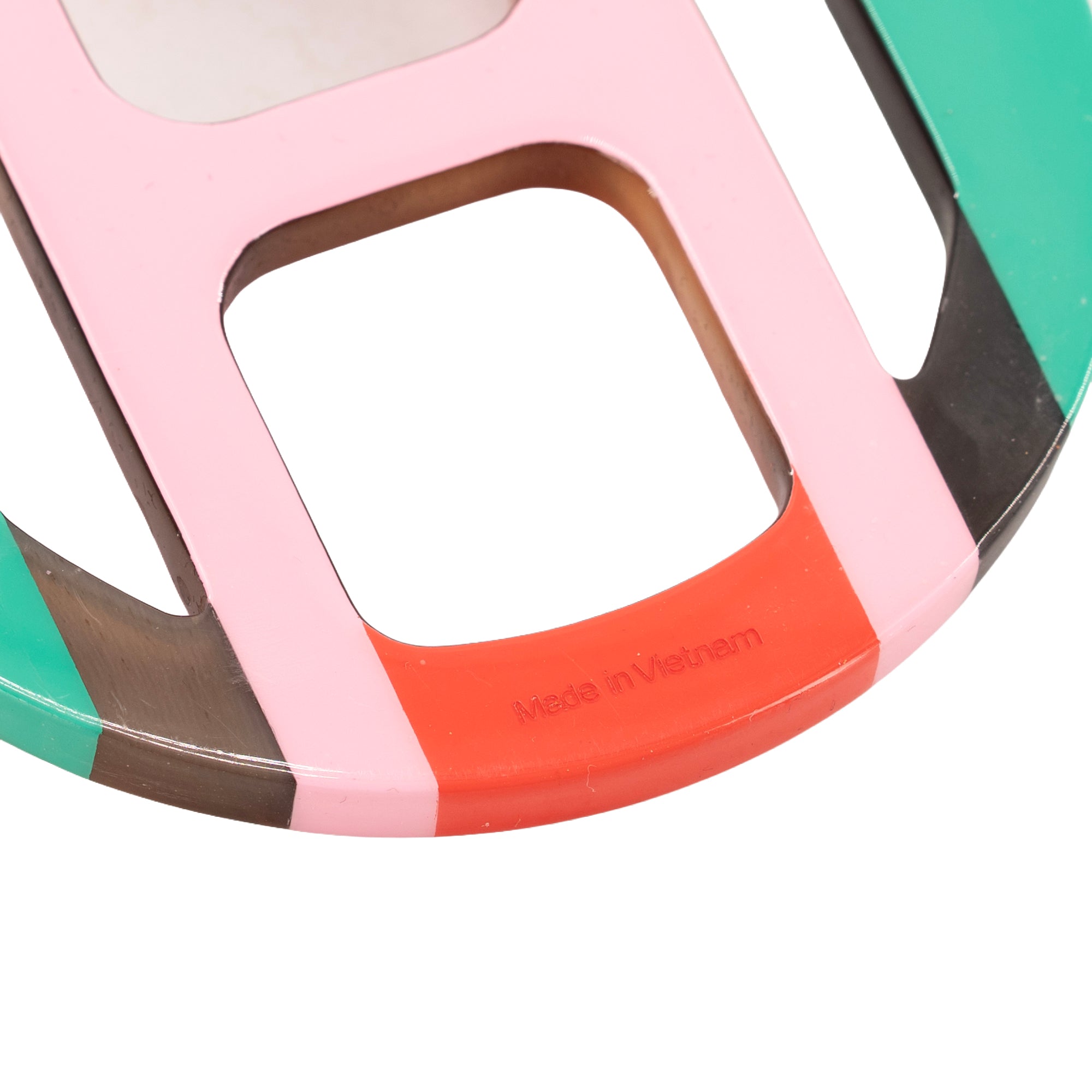 HERMÈS - Collier Pendentif H Equipe Hermès en corne laquée multicolore
